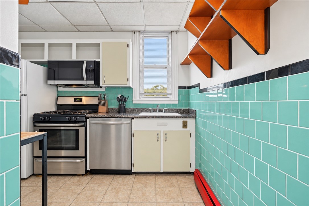 5 Hillside Avenue