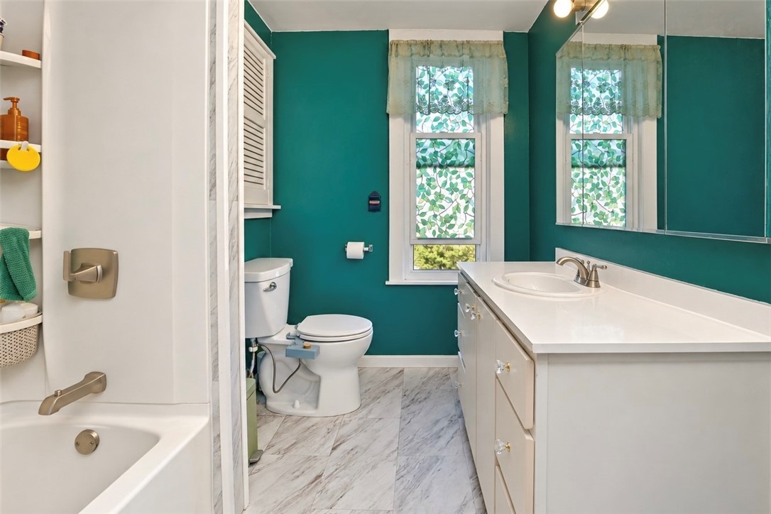 5 Hillside Avenue