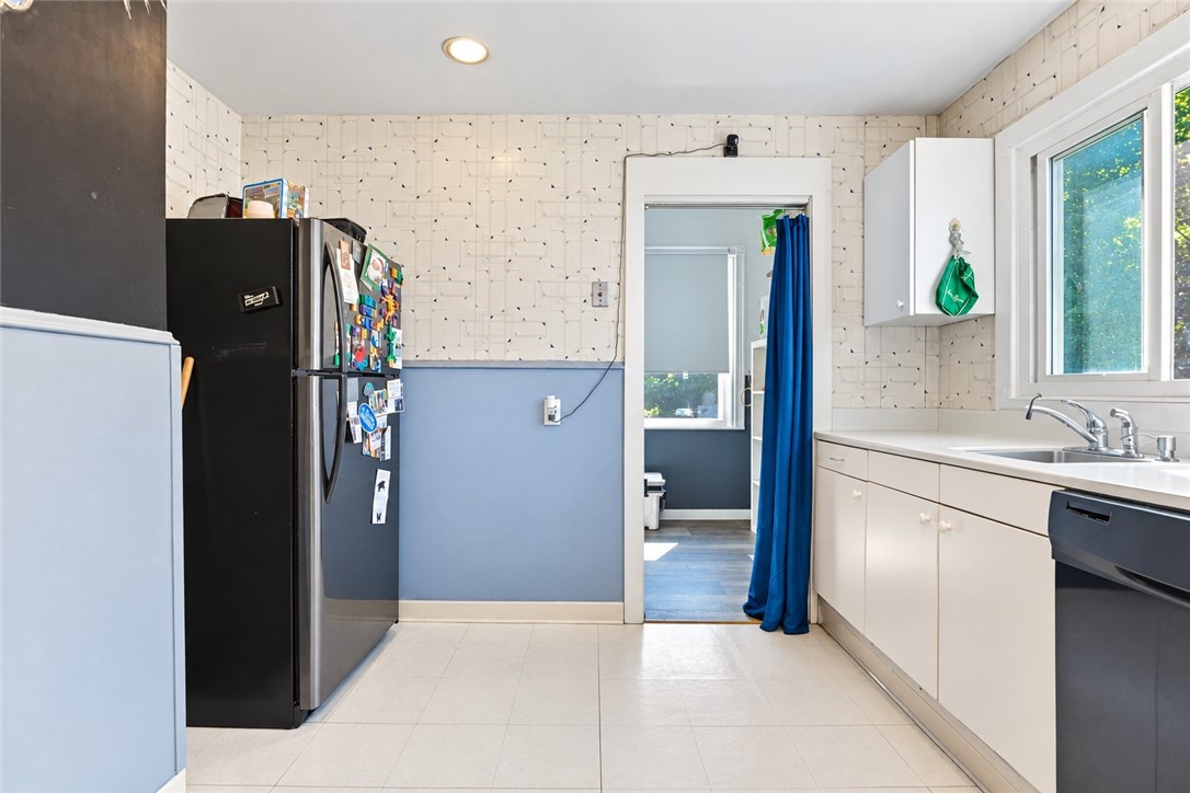 5 Hillside Avenue