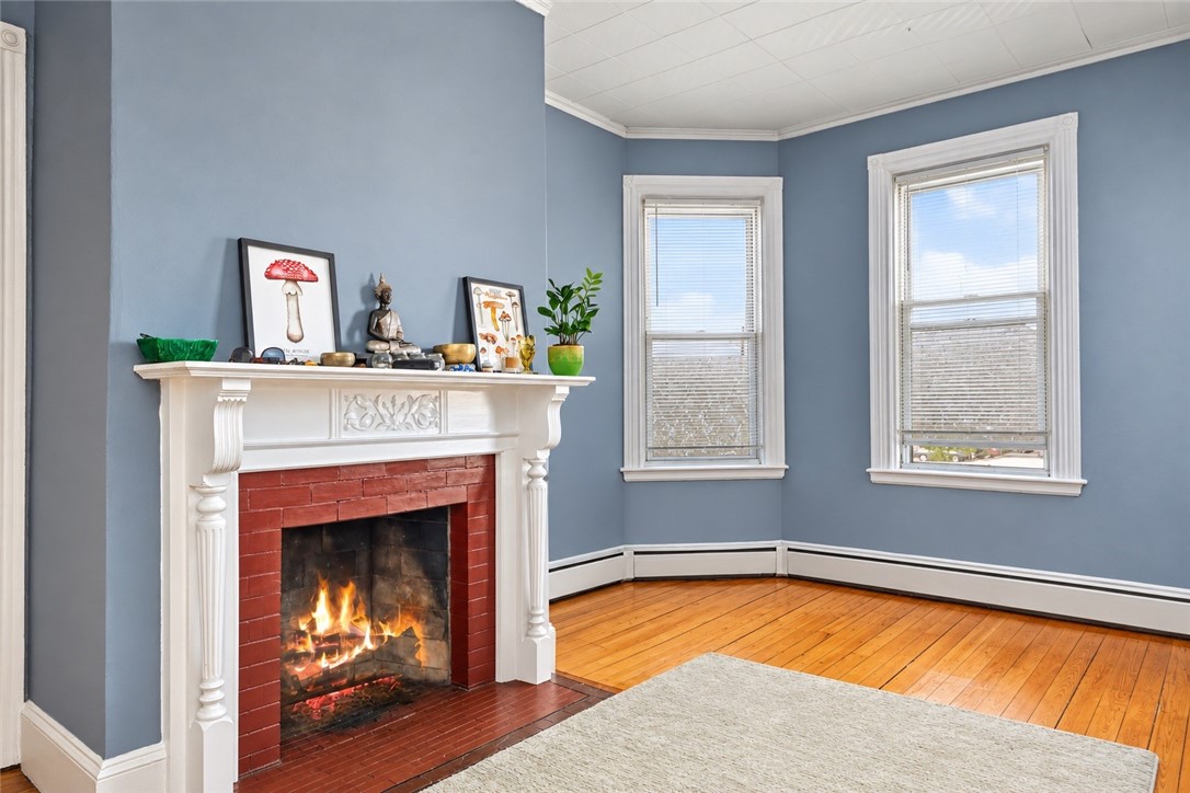 5 Hillside Avenue