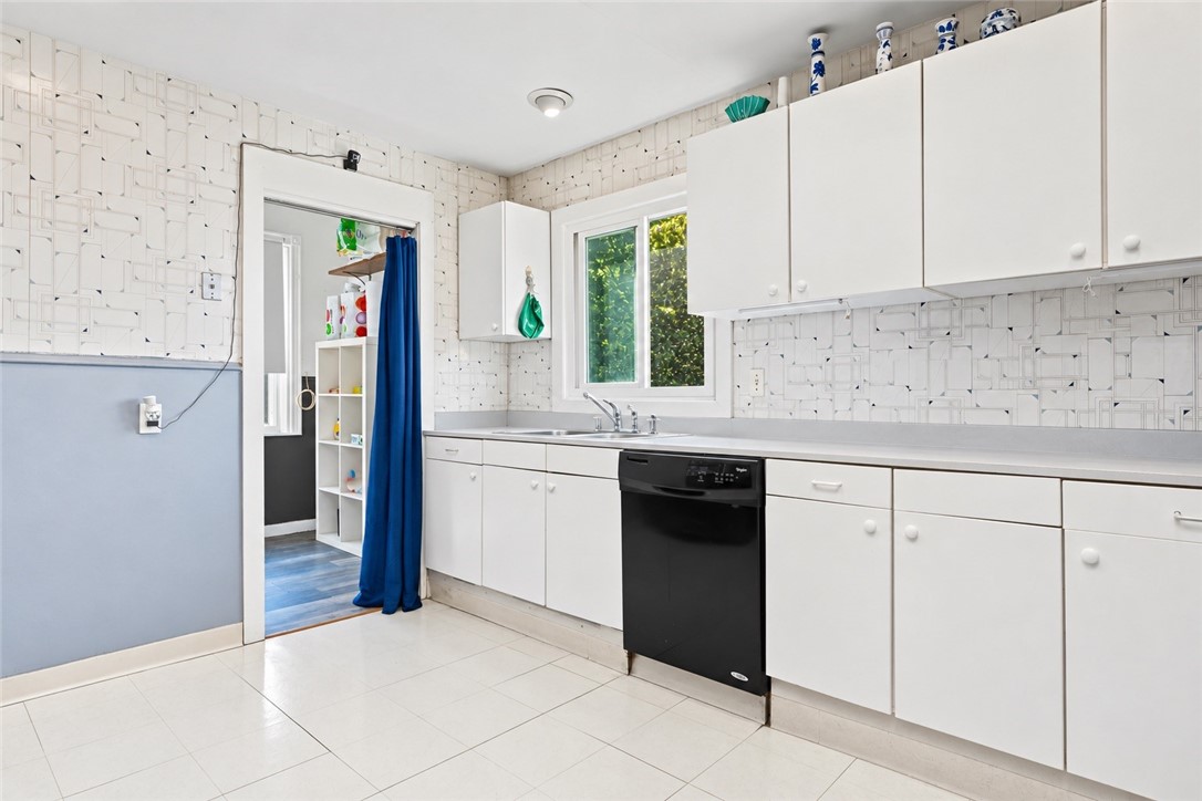 5 Hillside Avenue