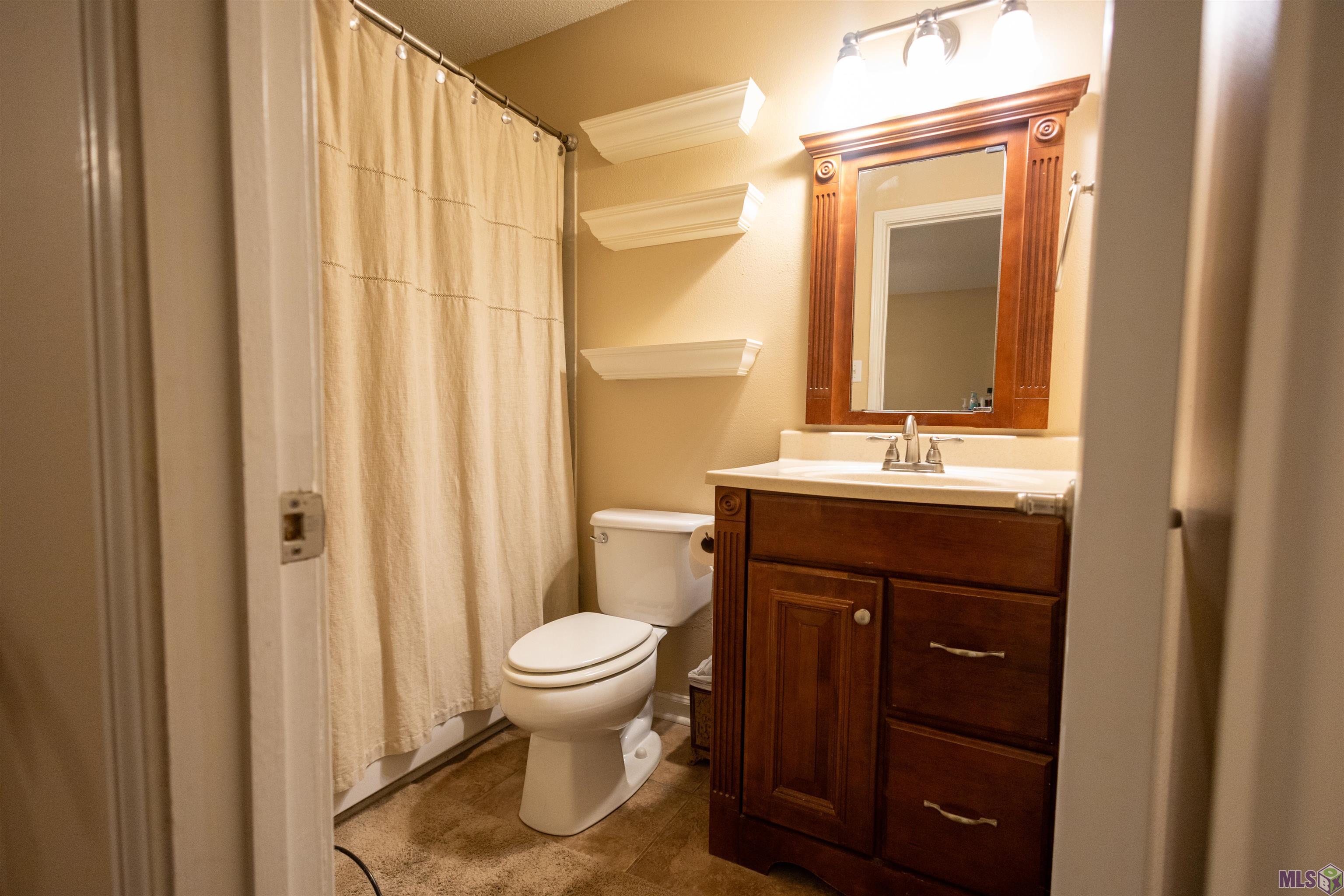 111 Flowerwood Ct