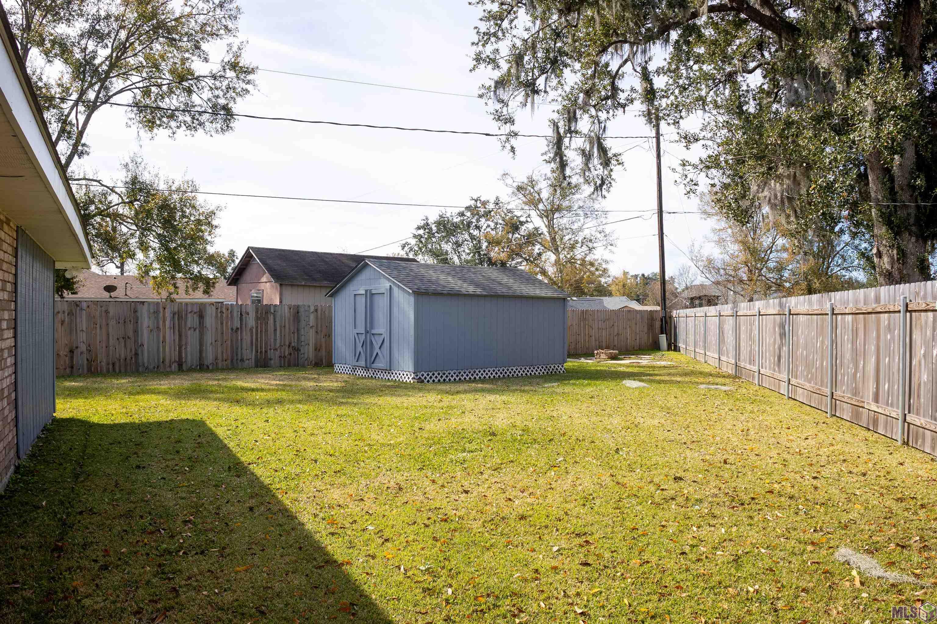 111 Flowerwood Ct