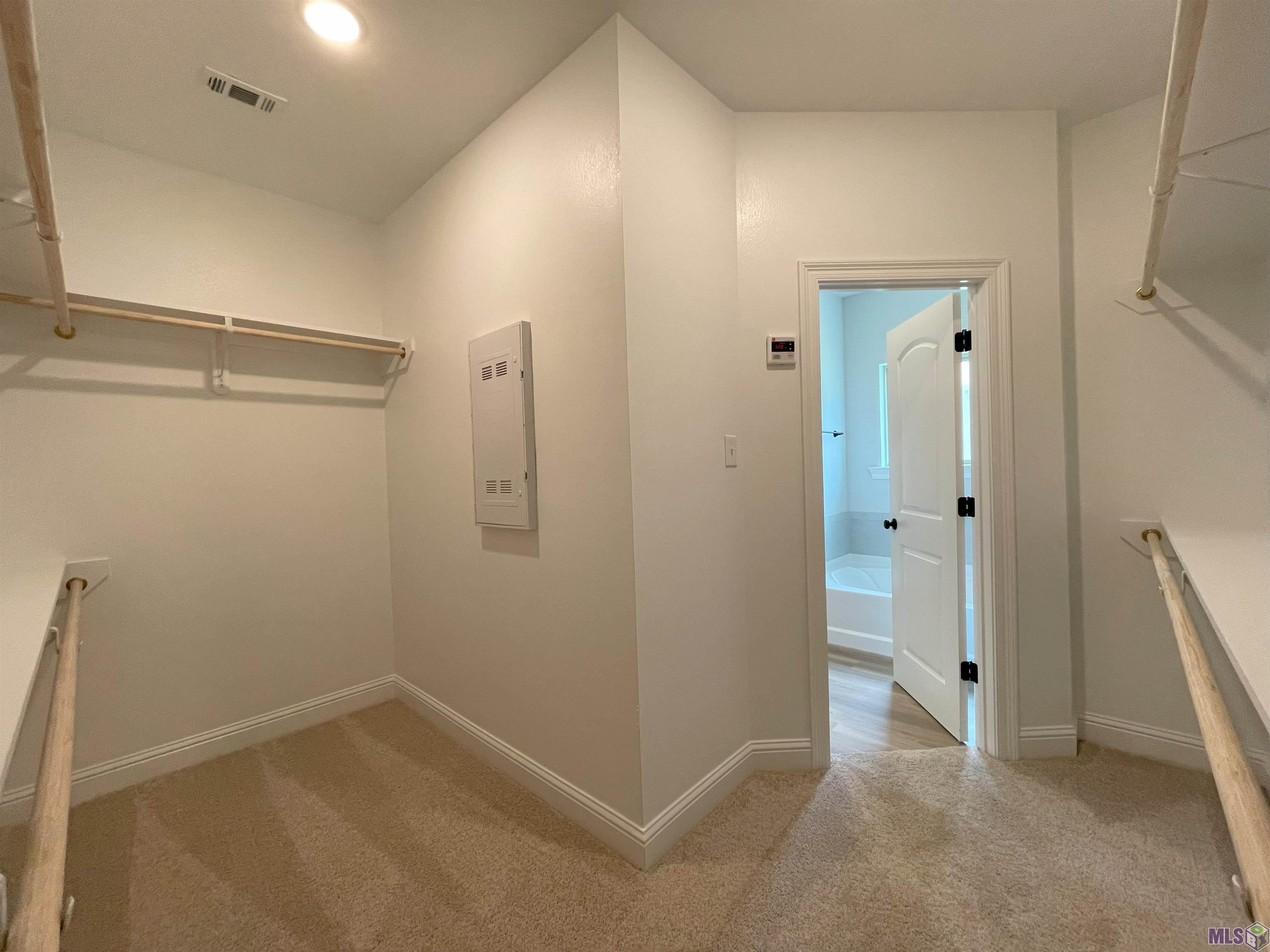 1509 Cavalry Ave