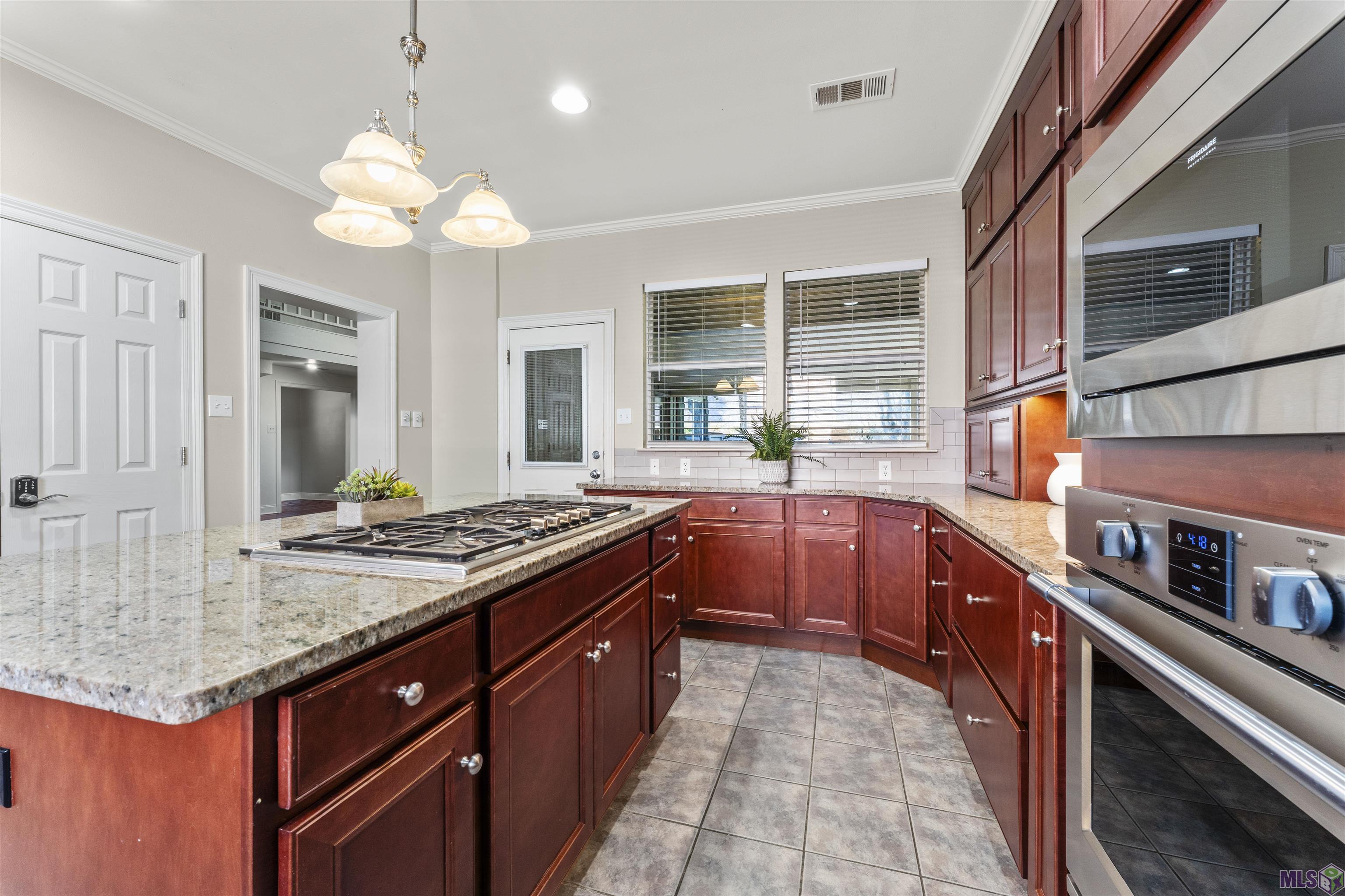 12837 Deerpath Way