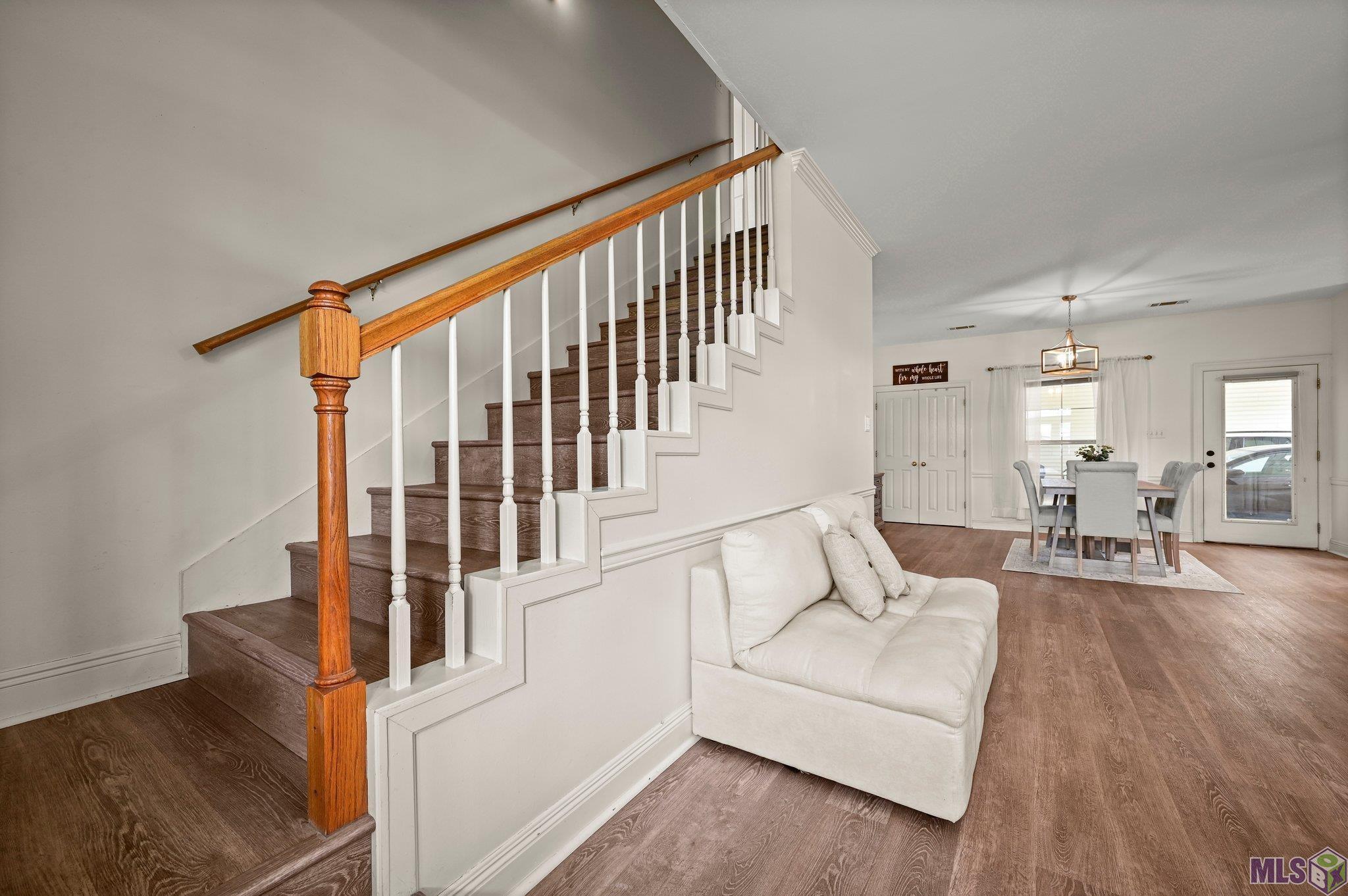 12064 W Milstead Pl