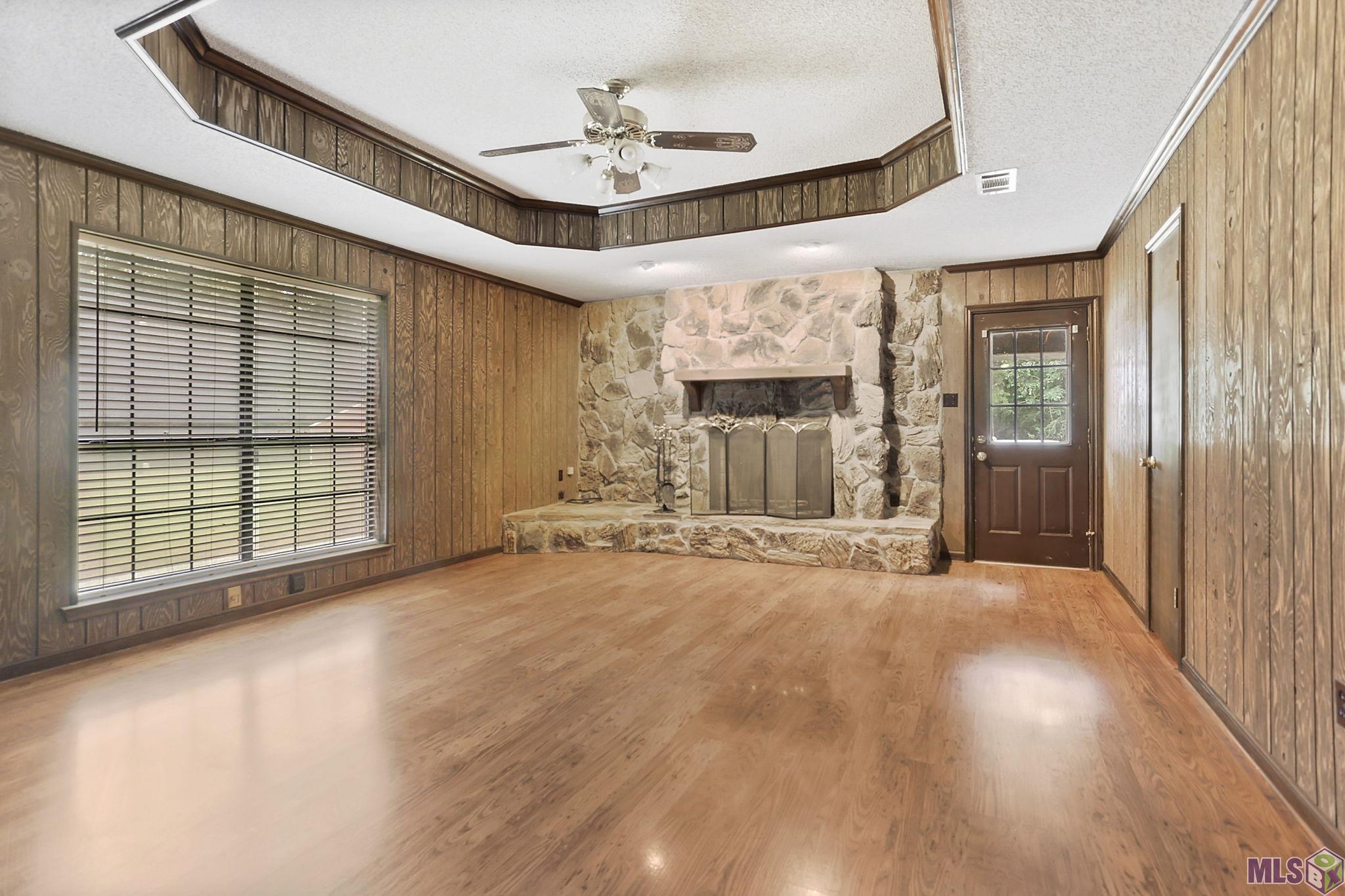 8757 Muscadine Lane West