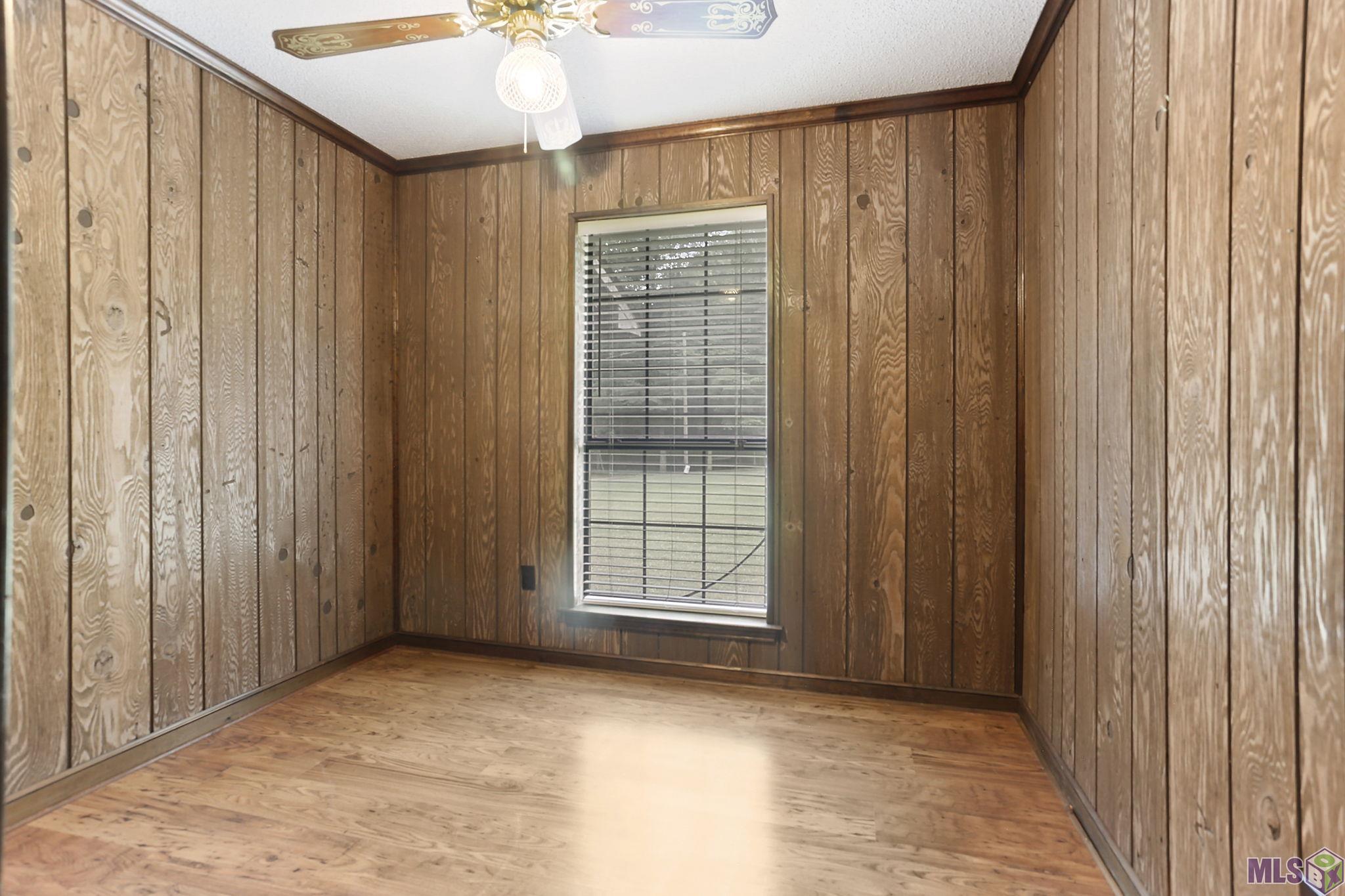 8757 Muscadine Lane West