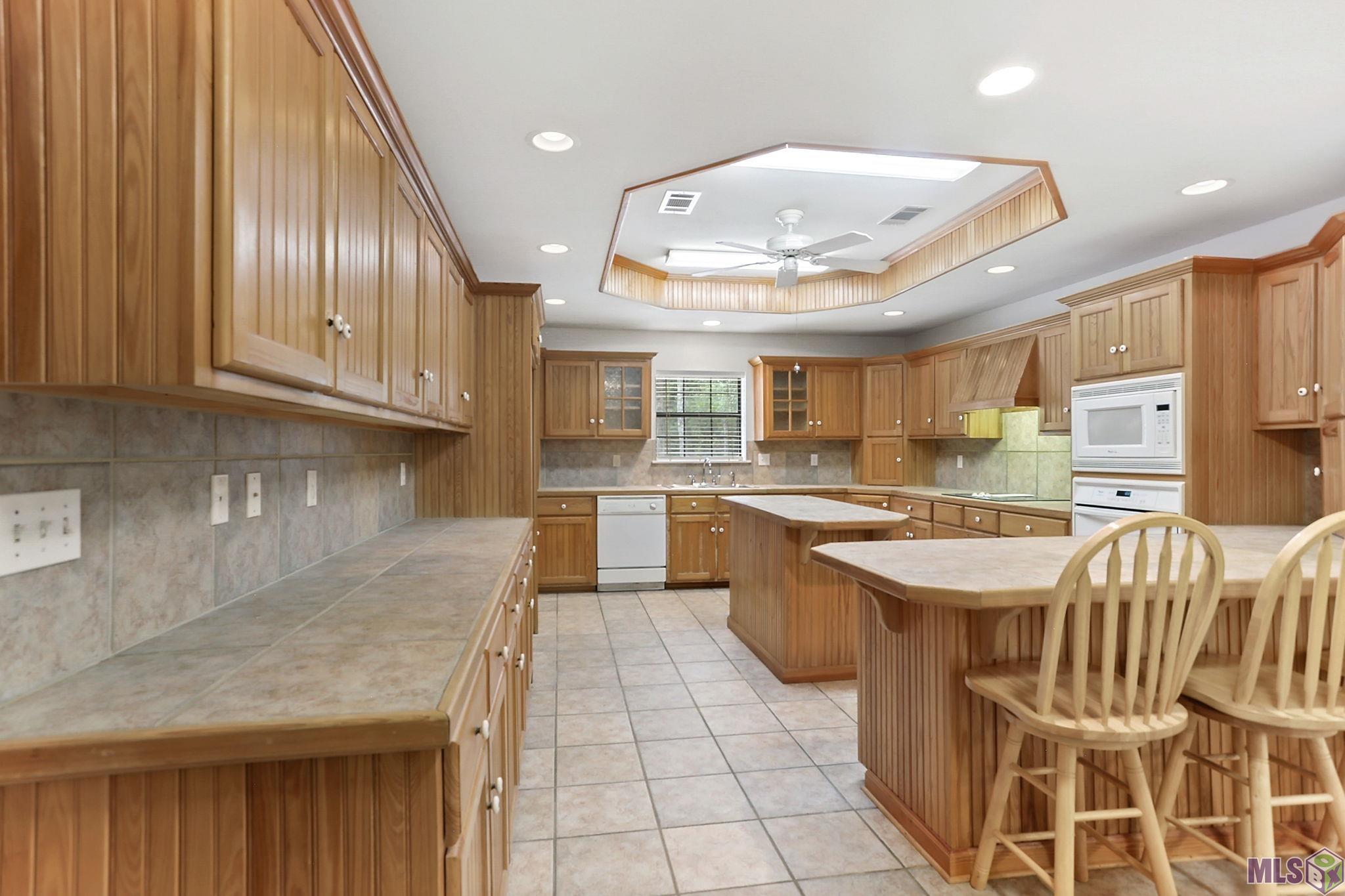 8757 Muscadine Lane West