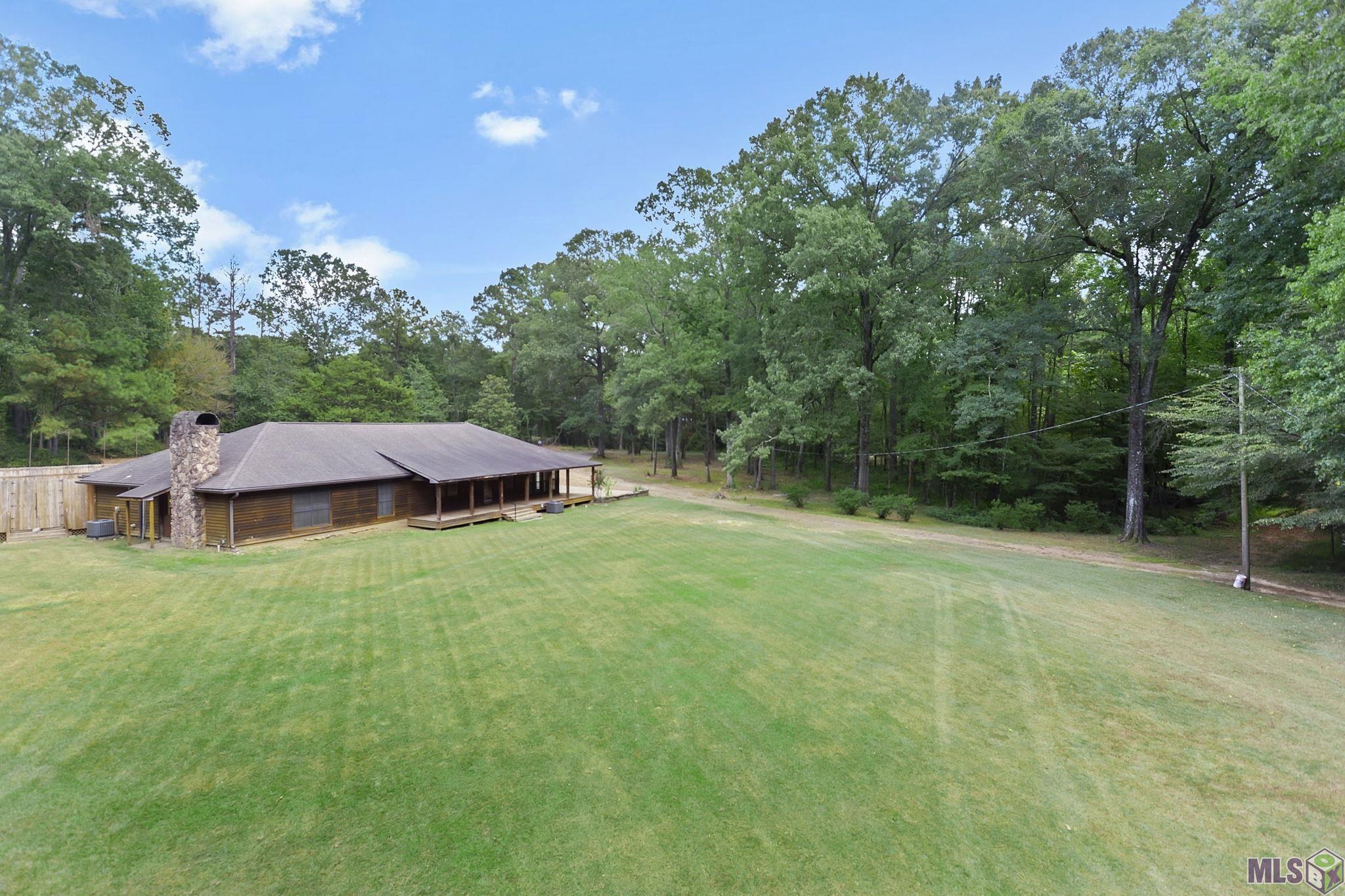 8757 Muscadine Lane West