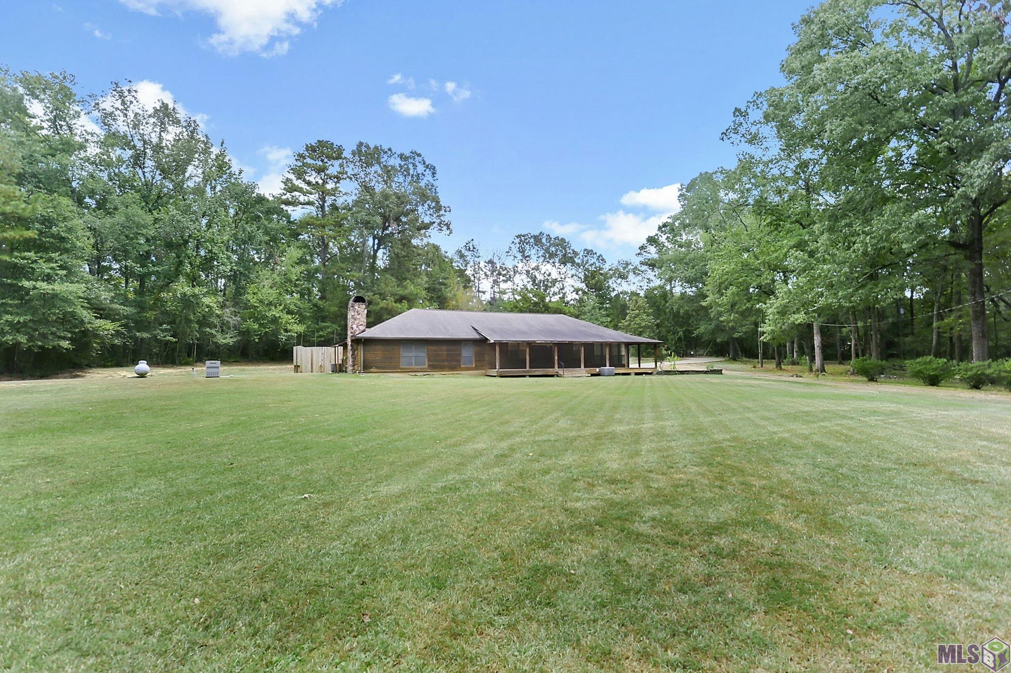 8757 Muscadine Lane West