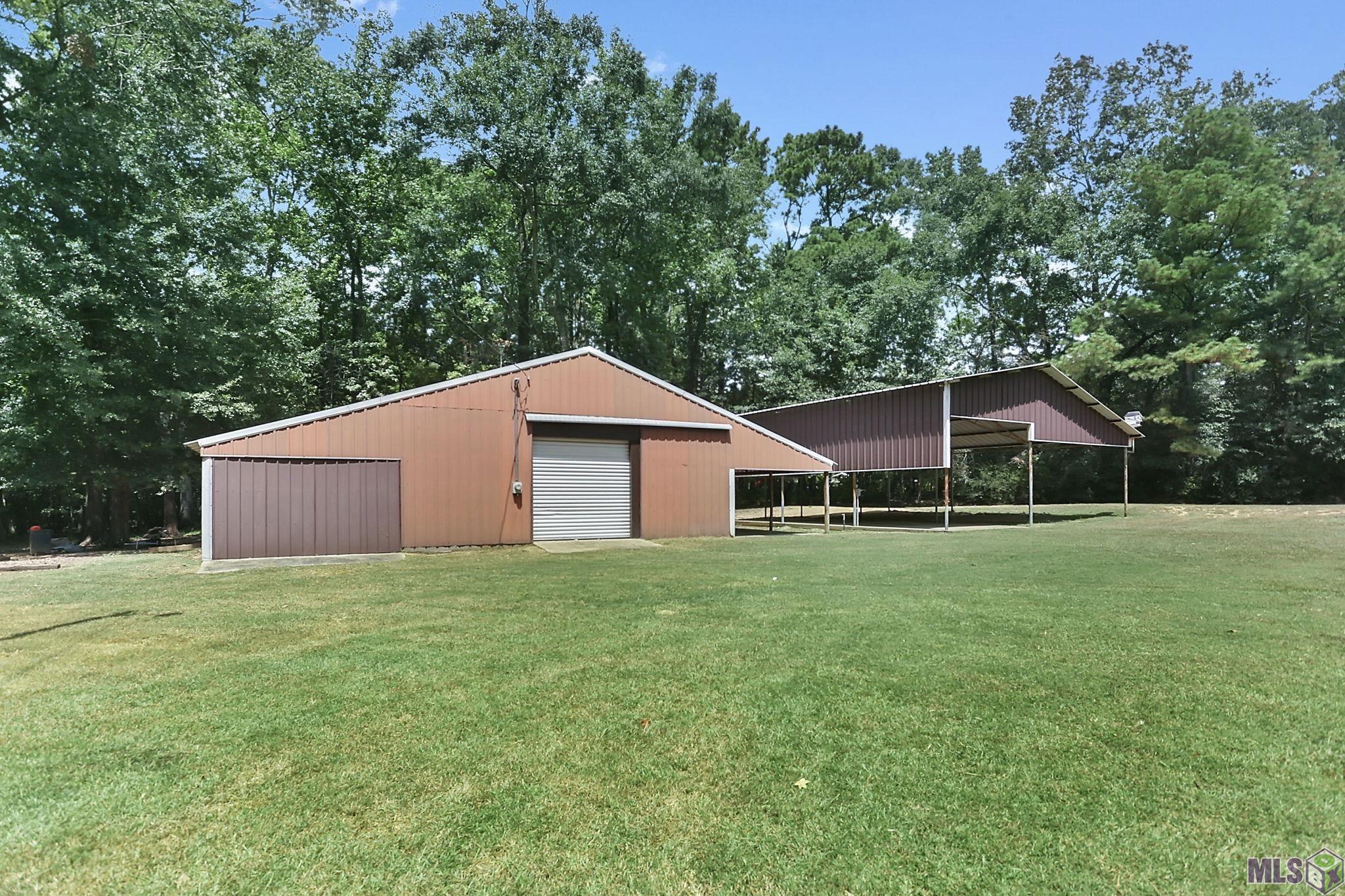 8757 Muscadine Lane West