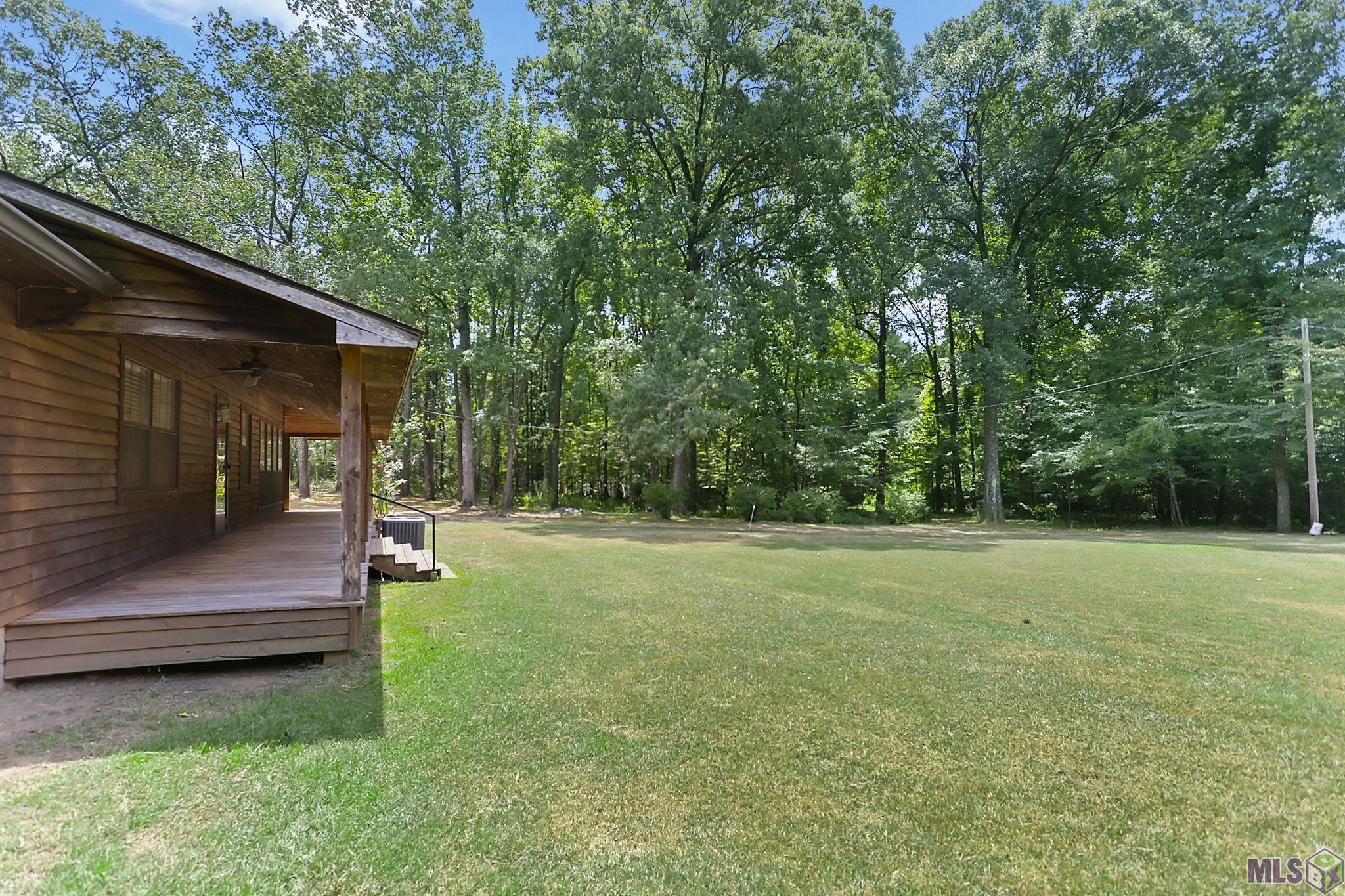 8757 Muscadine Lane West