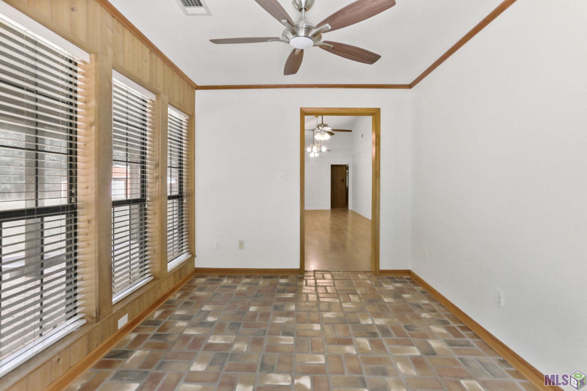 8757 Muscadine Lane West