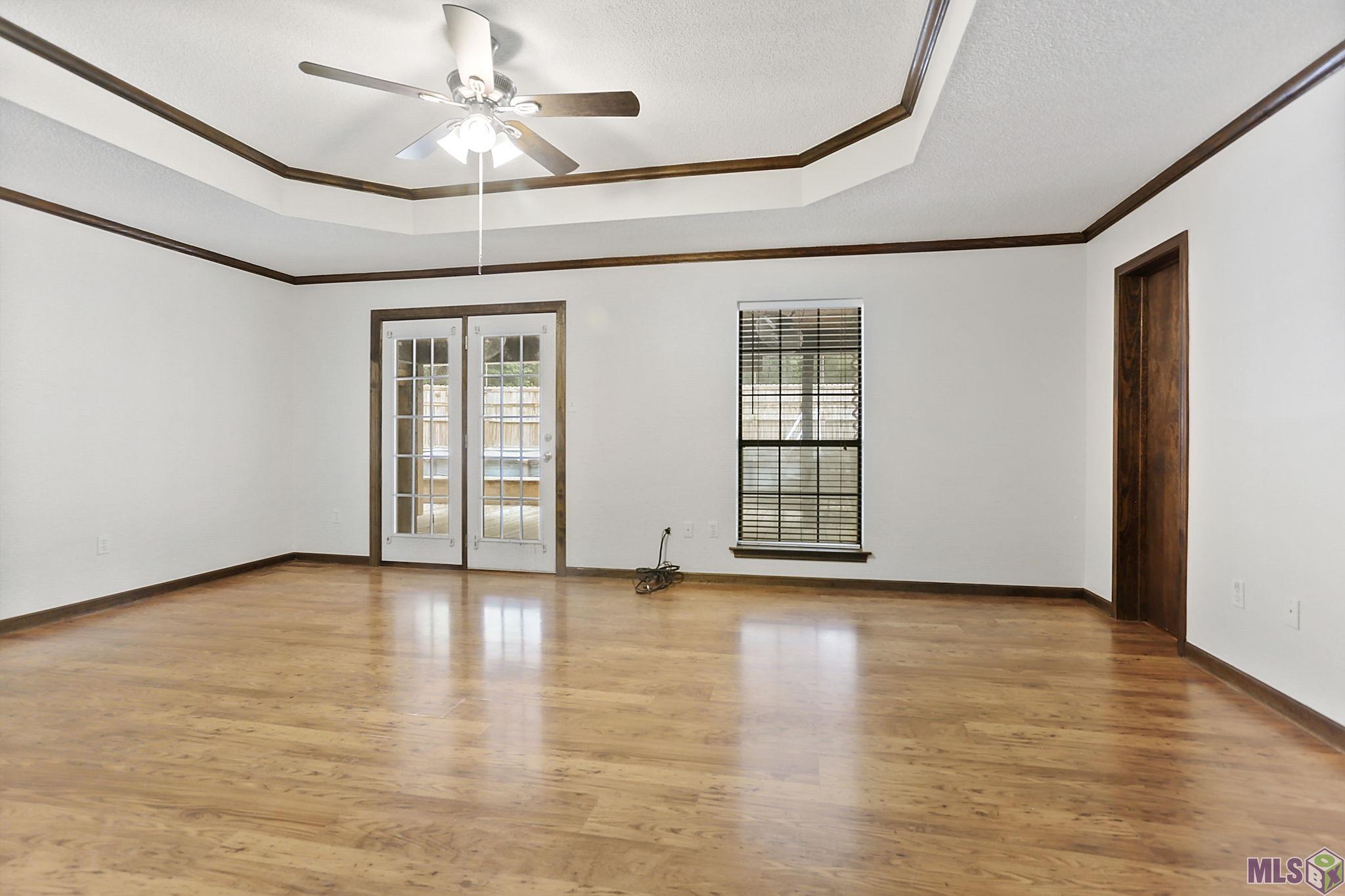 8757 Muscadine Lane West