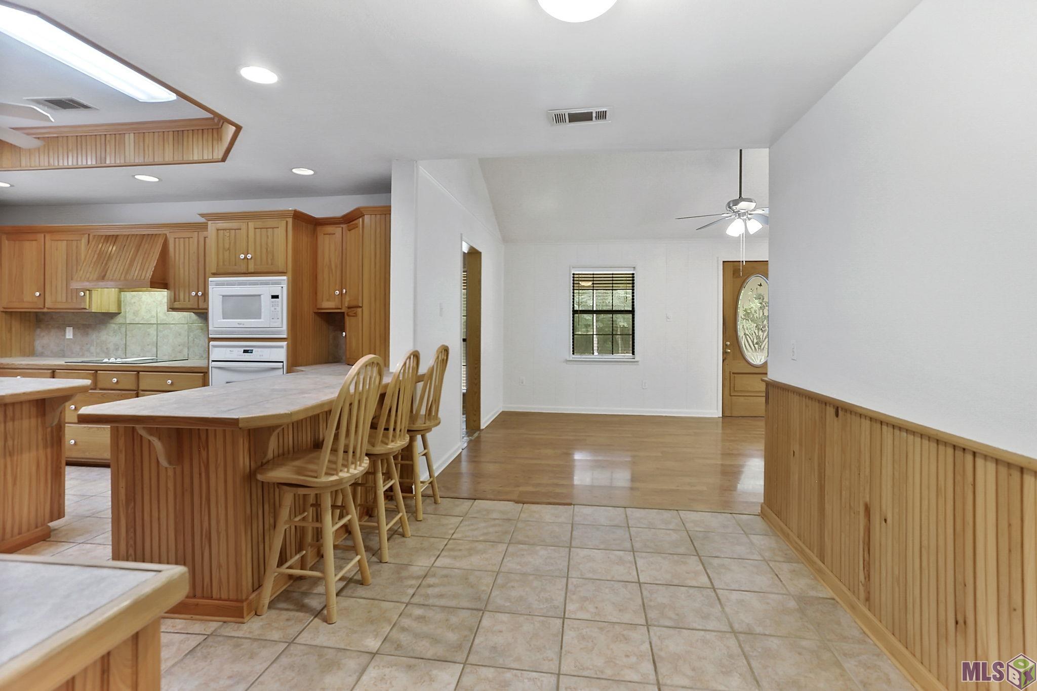 8757 Muscadine Lane West