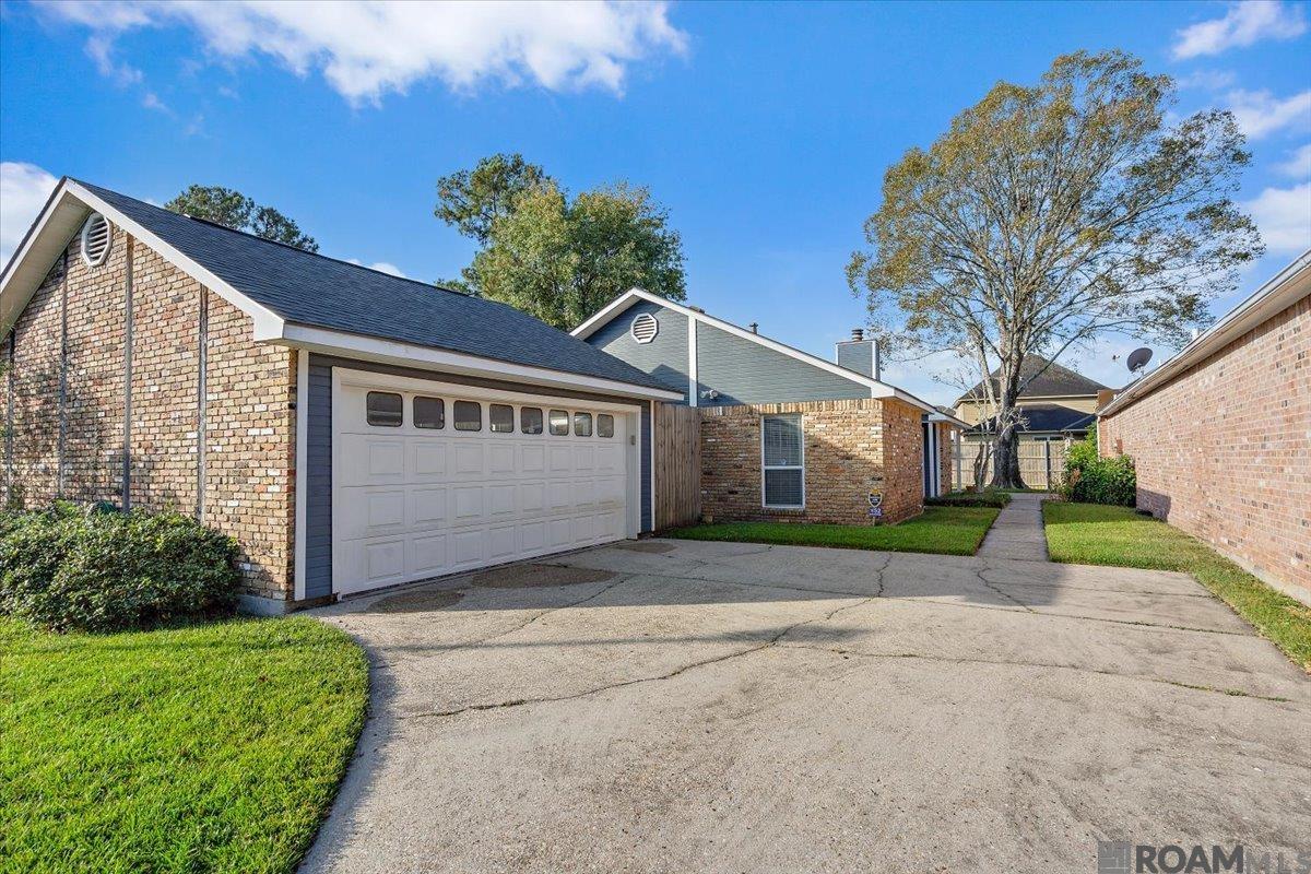 1452 W Fairview Dr