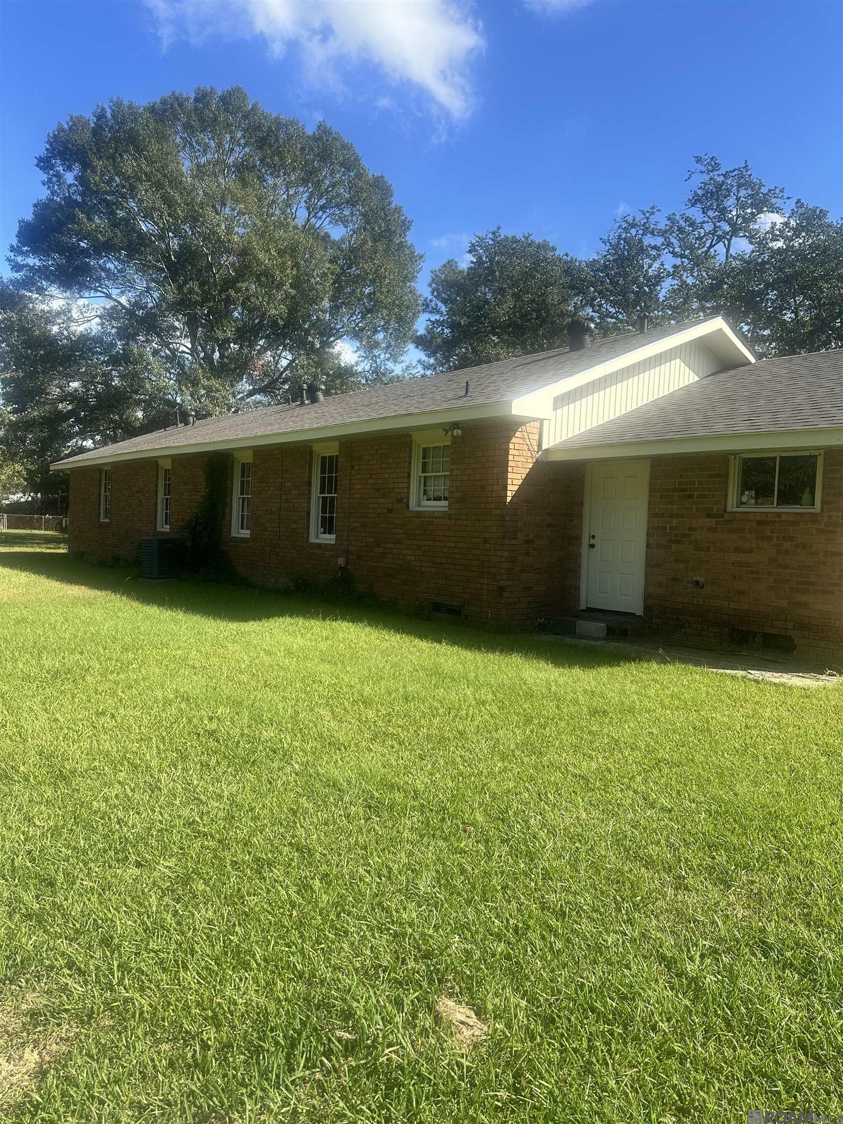 5263 La Hwy 19