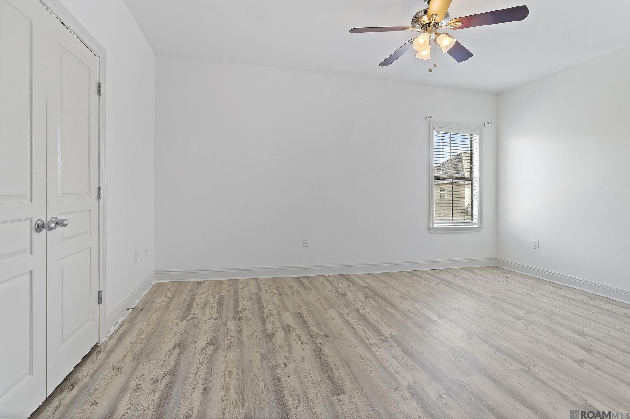 36287 E Pine Grove Ct