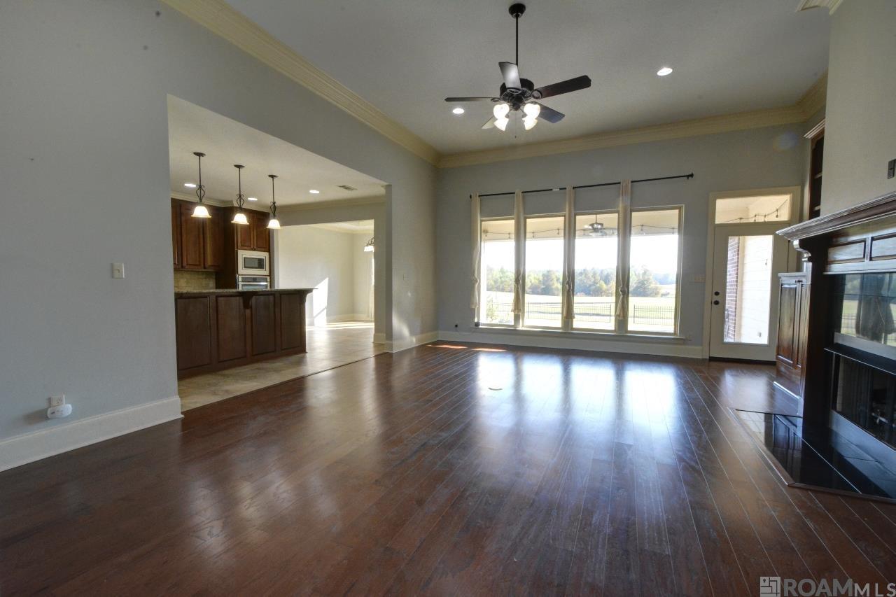 22453 Fairway View Dr