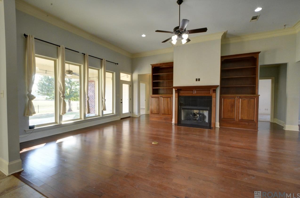 22453 Fairway View Dr