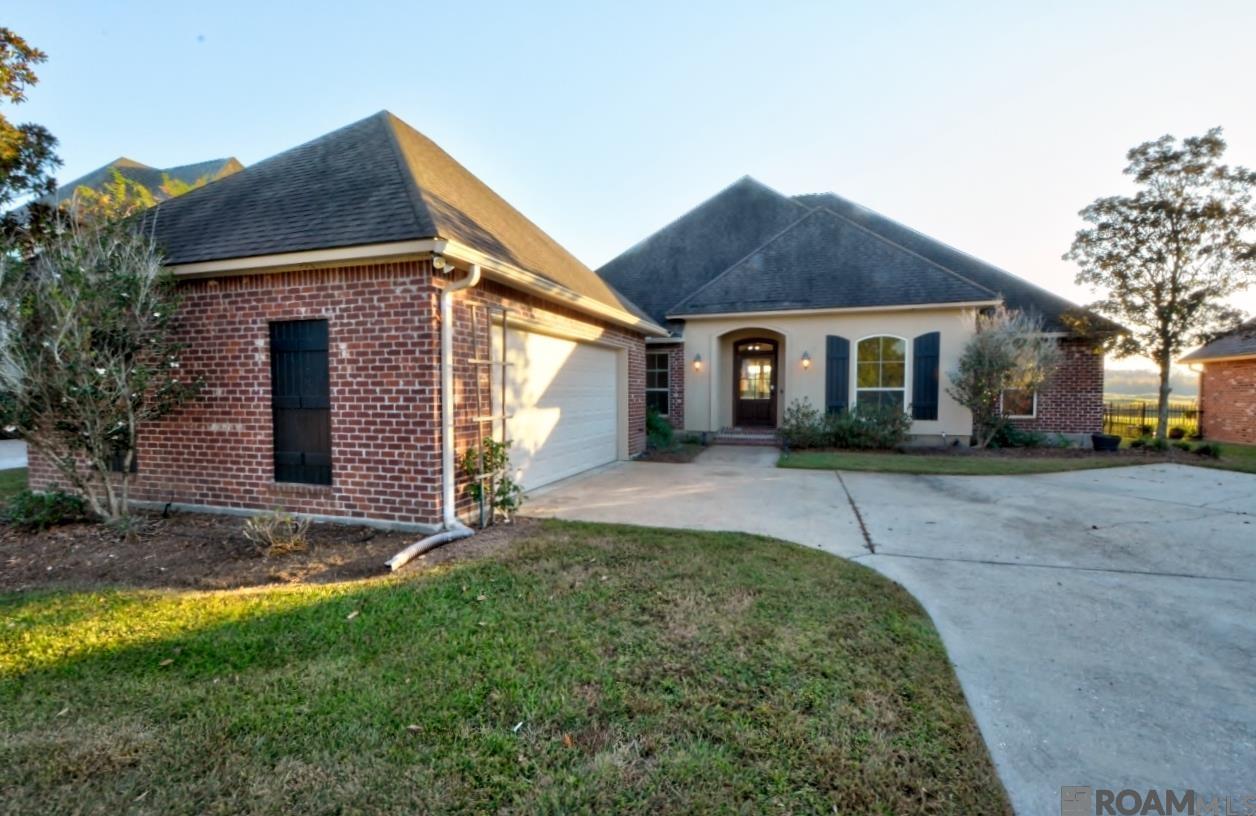 22453 Fairway View Dr