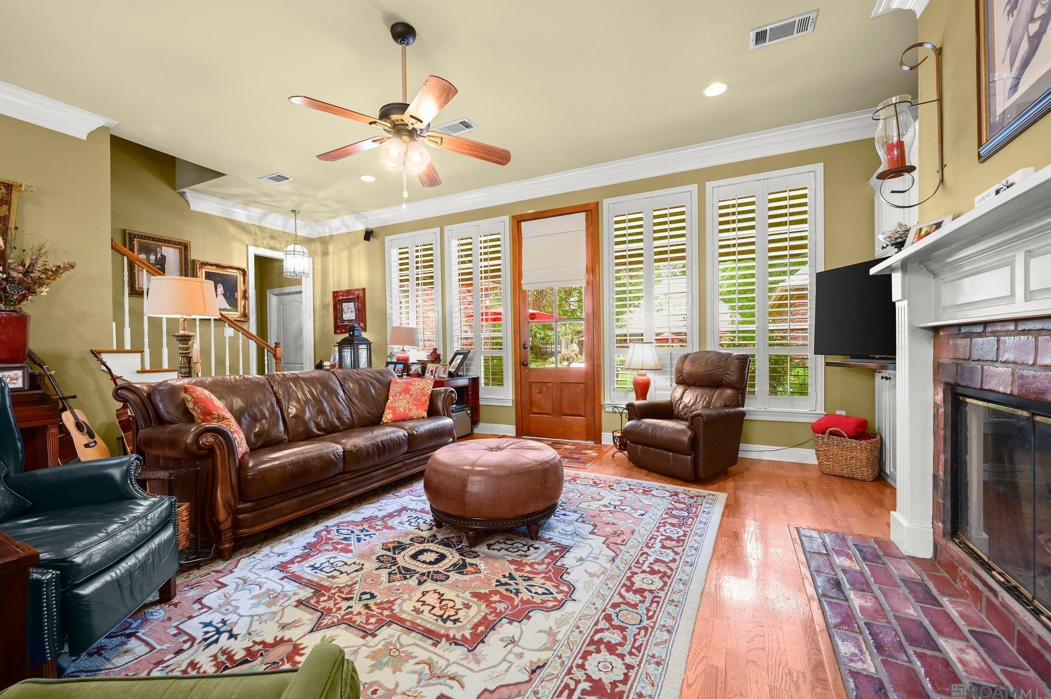 3679 Red Clover Ave