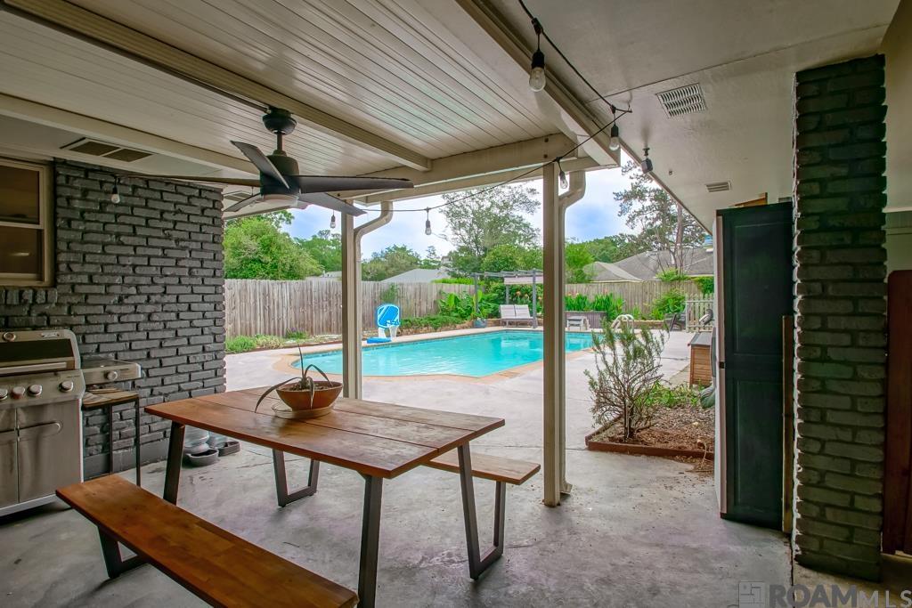 816 Daventry Dr