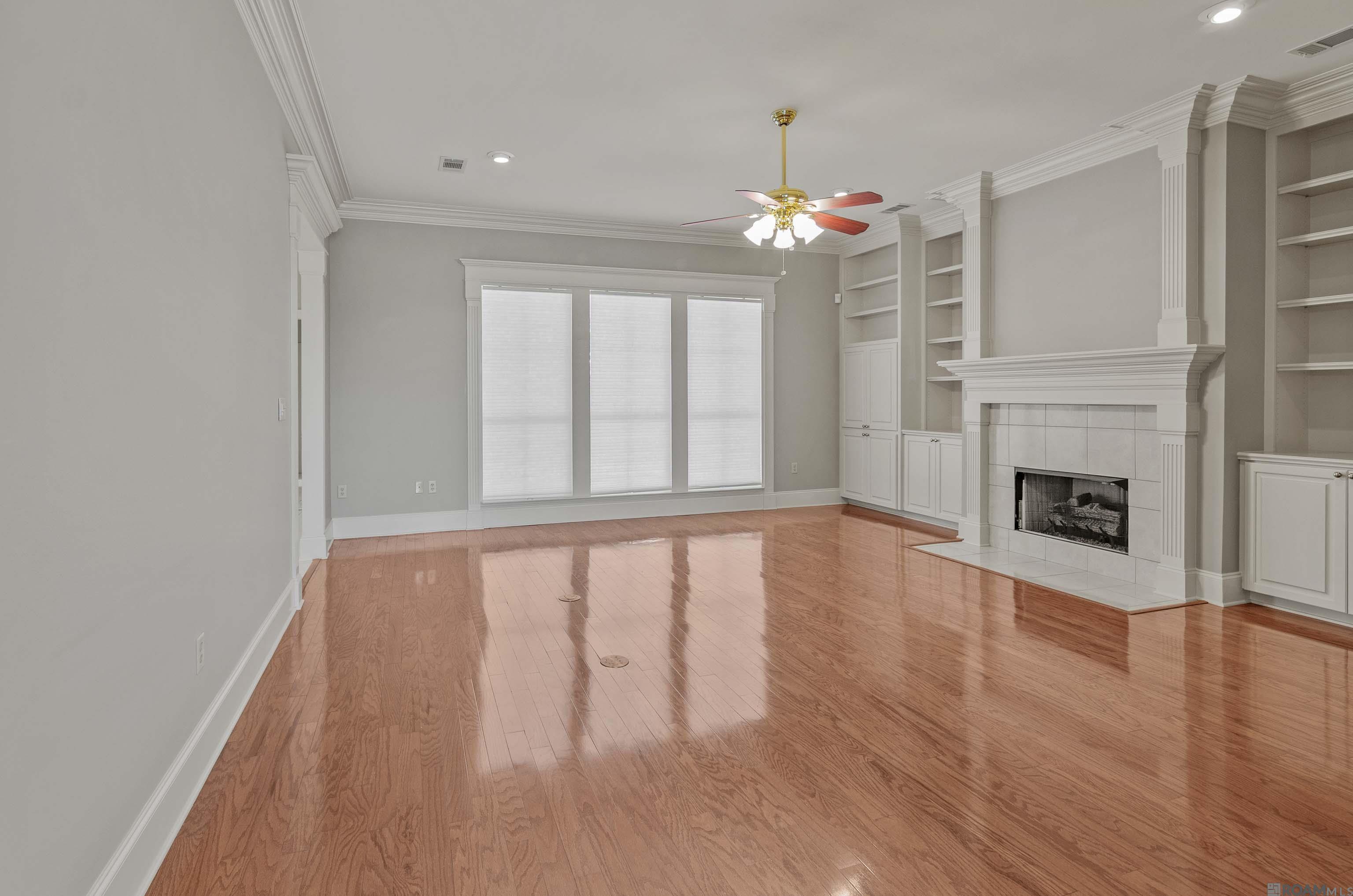 5608 Tennyson Dr
