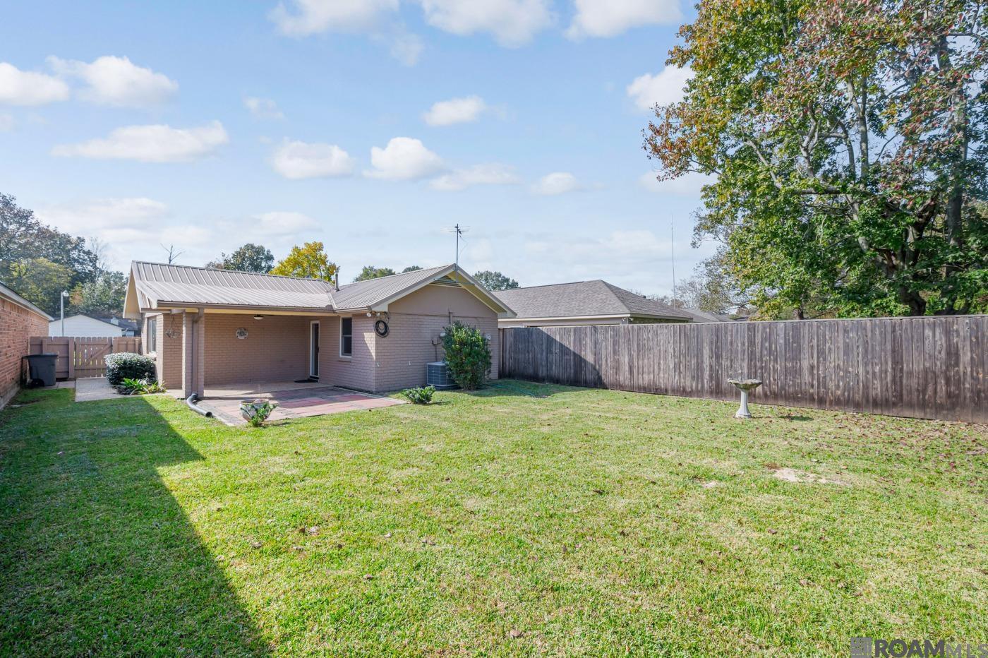 15521 Summerwood Ave