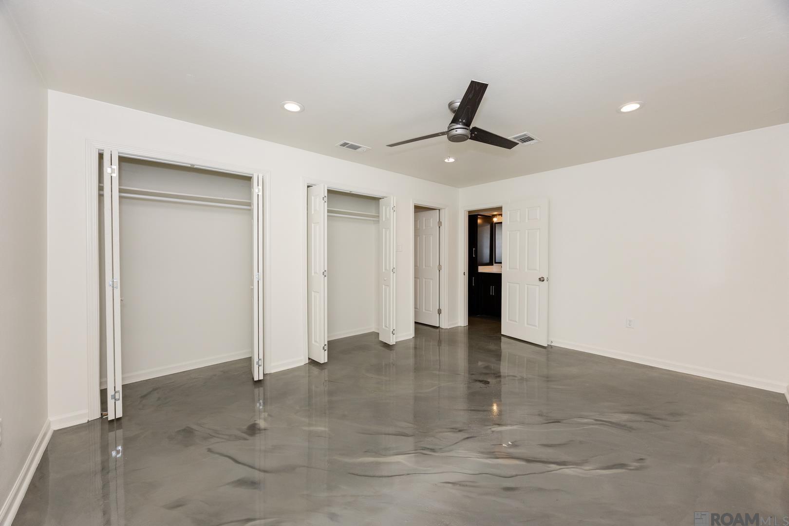 12424 Mollylea Dr