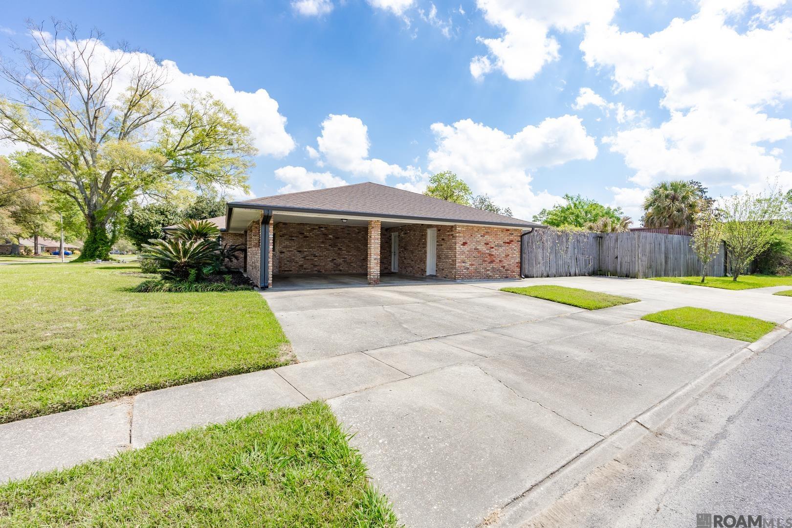 12424 Mollylea Dr