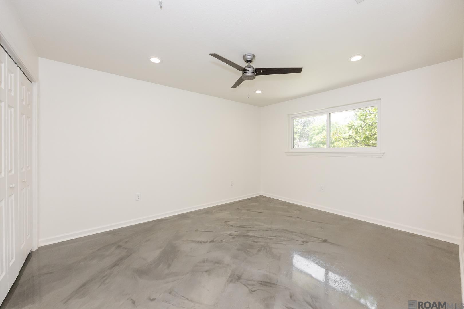12424 Mollylea Dr