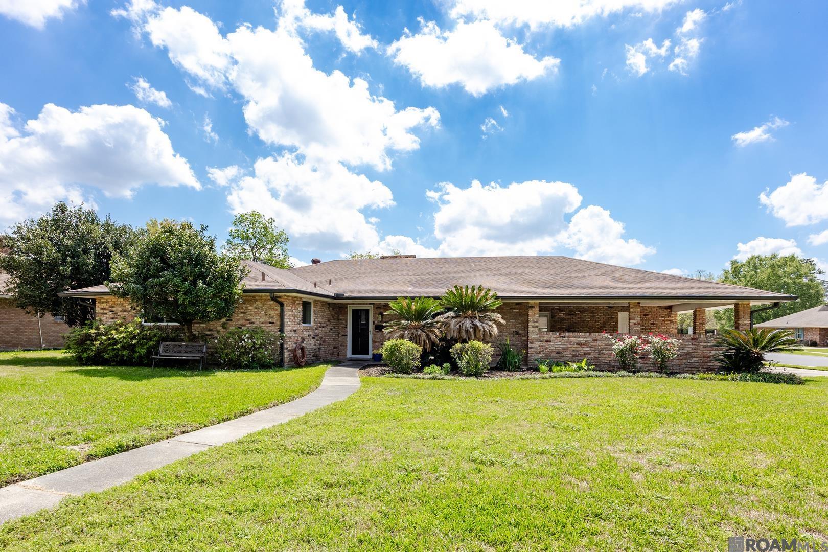 12424 Mollylea Dr