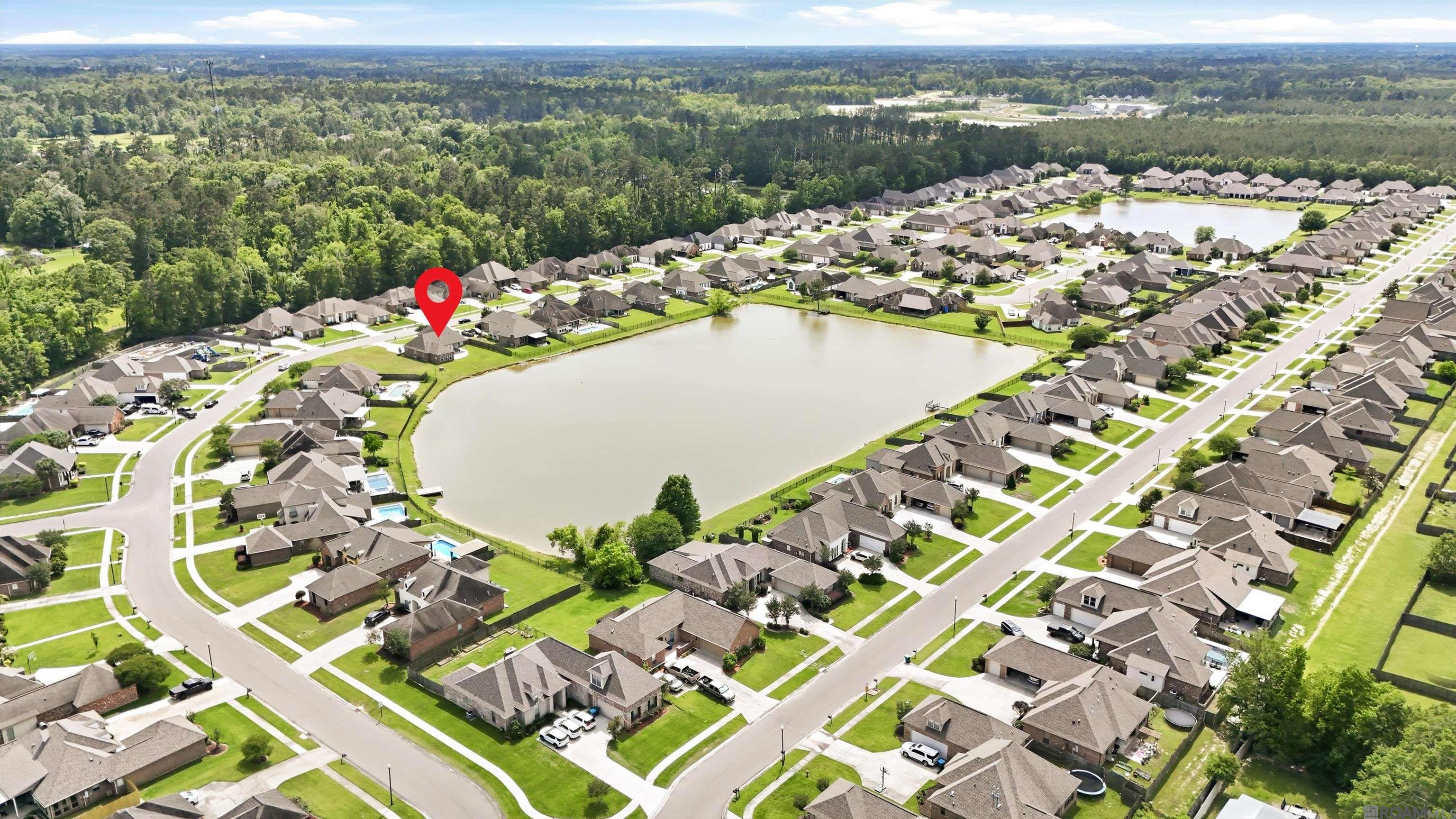 13383 Williamsburg Dr