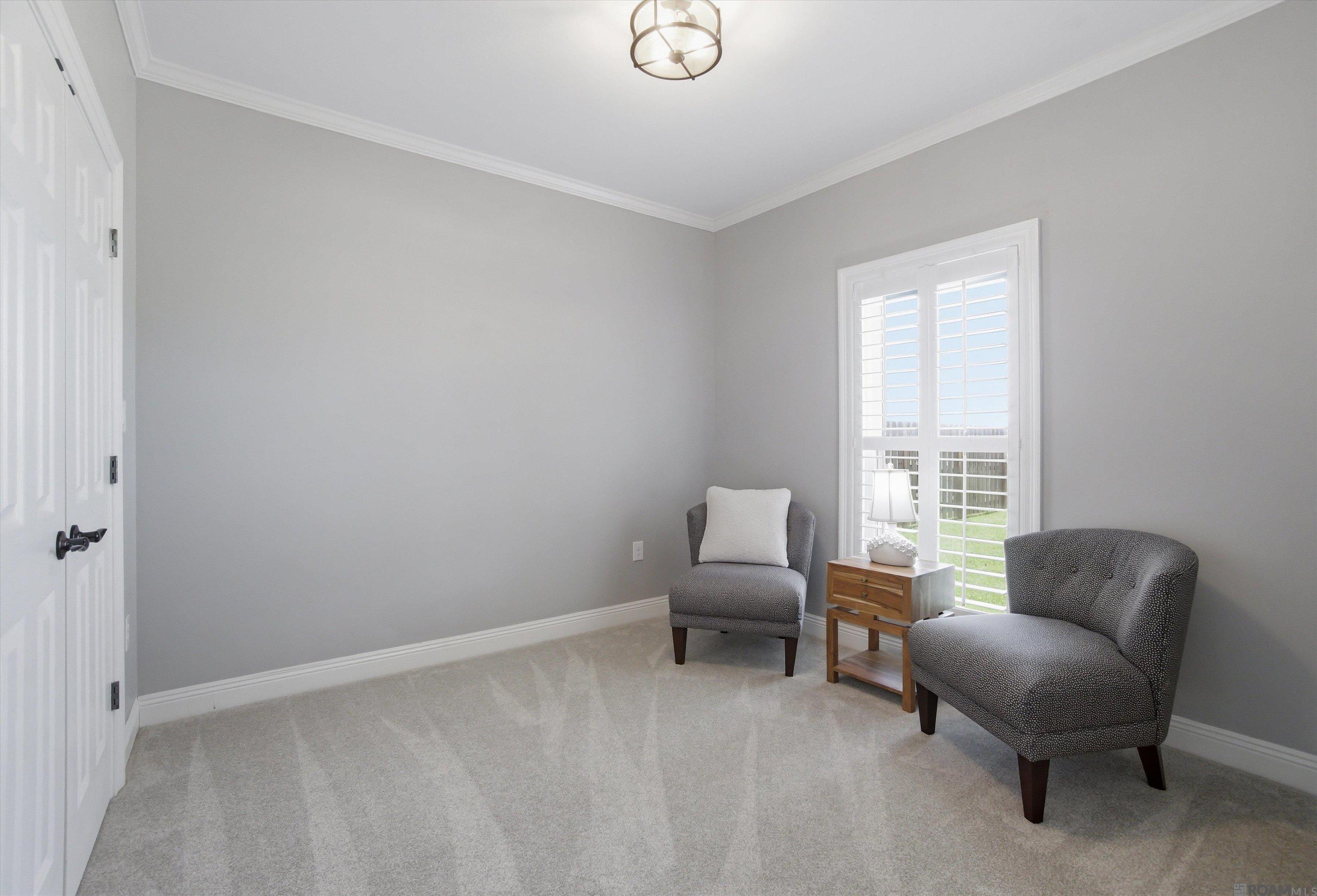 13383 Williamsburg Dr