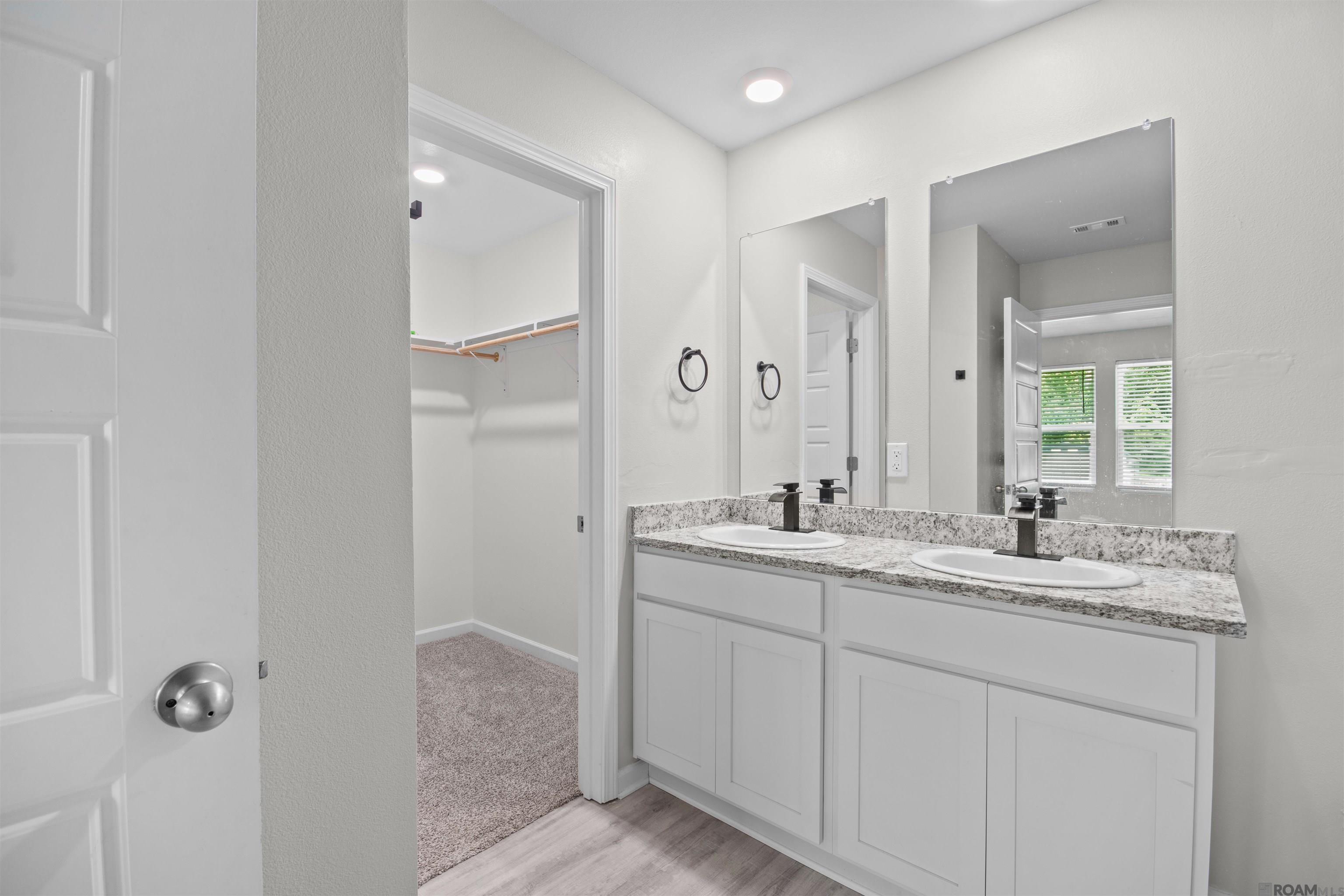 12937 Bay Leaf Dr