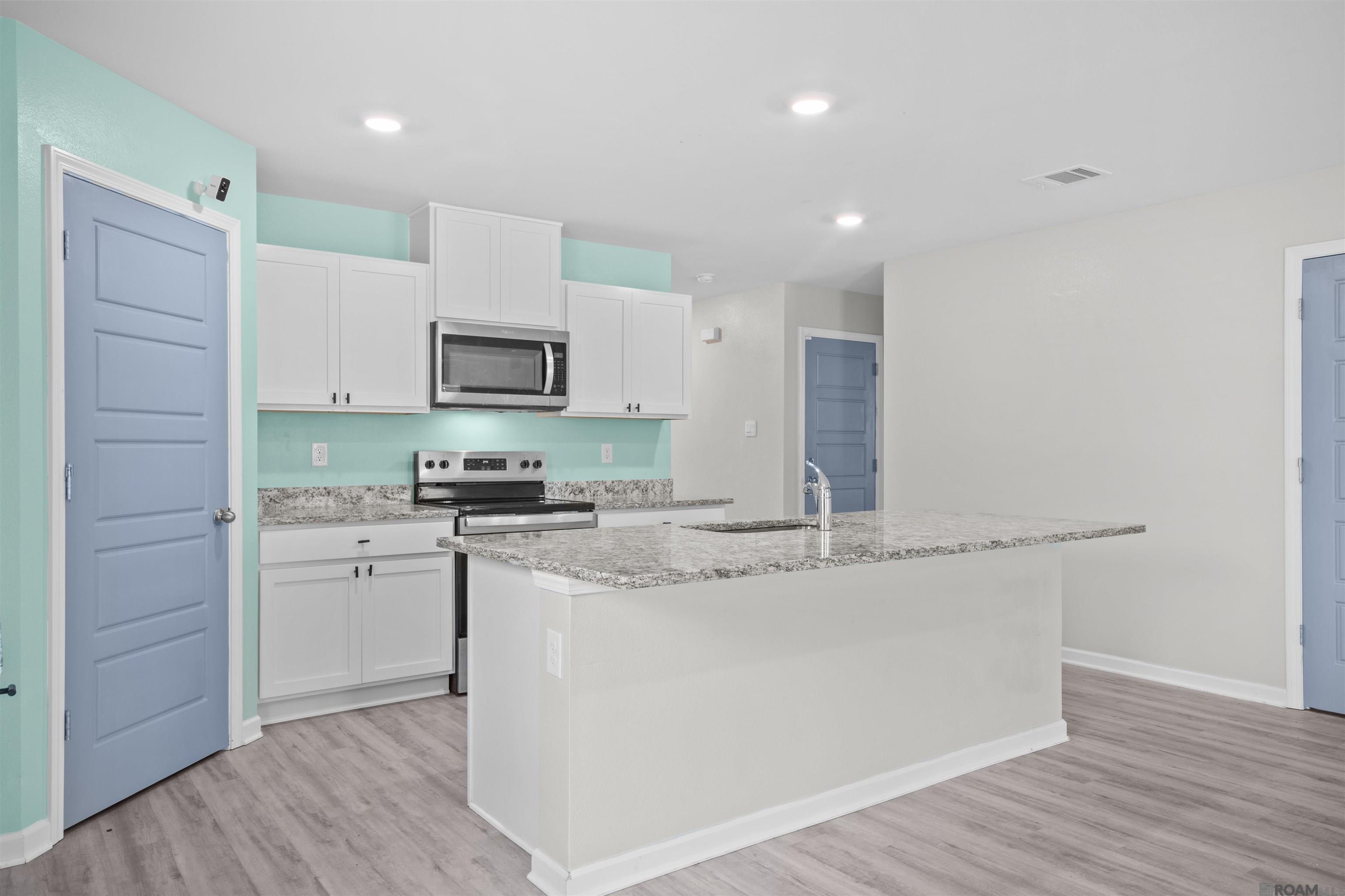 12937 Bay Leaf Dr