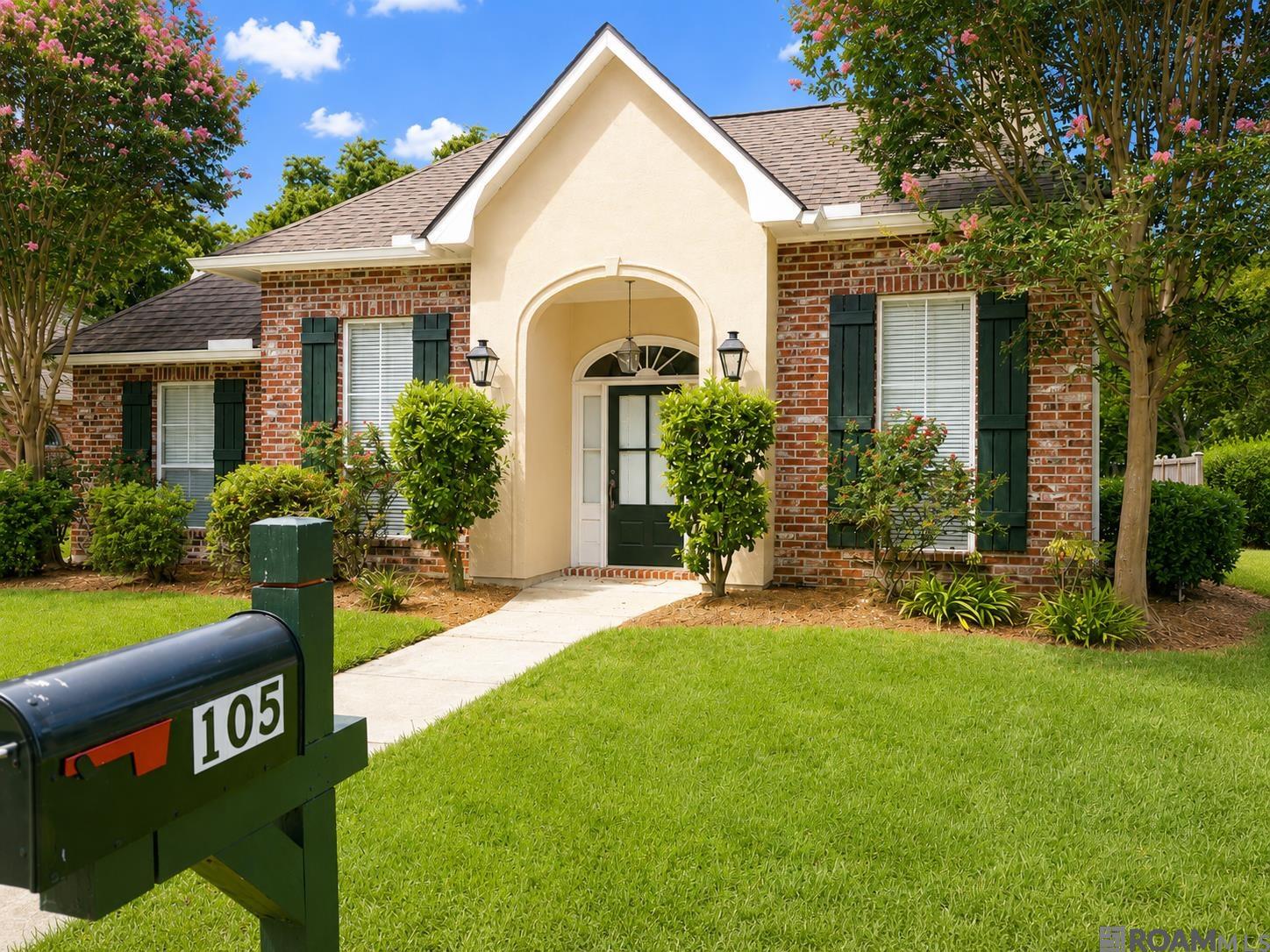 105 River Run Ct