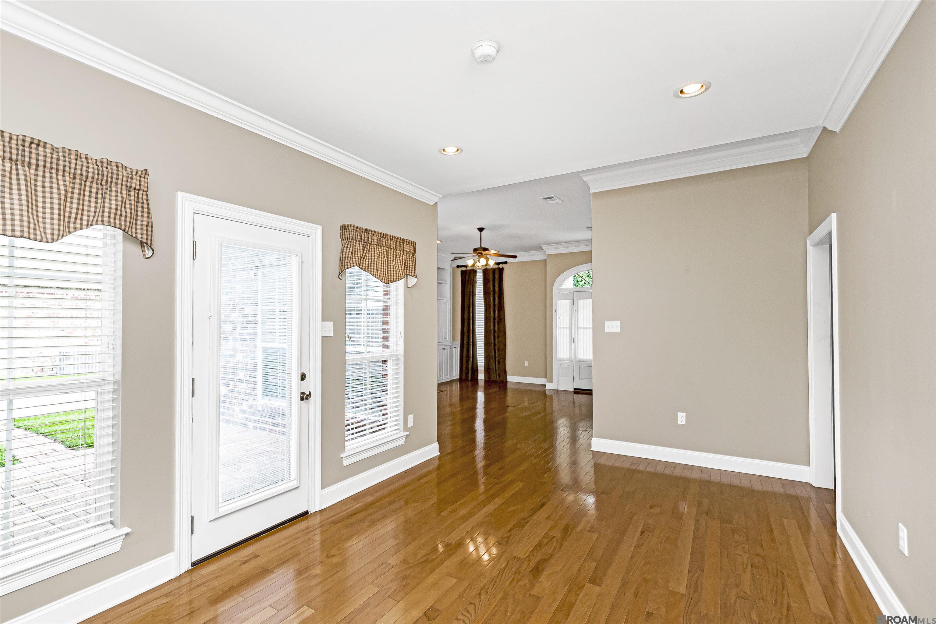 105 River Run Ct