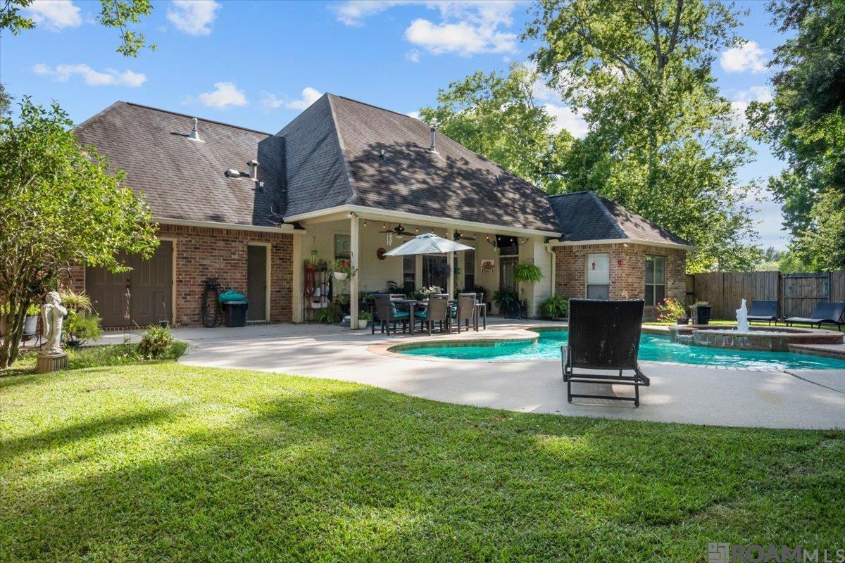 280 Fieldhouse Ave