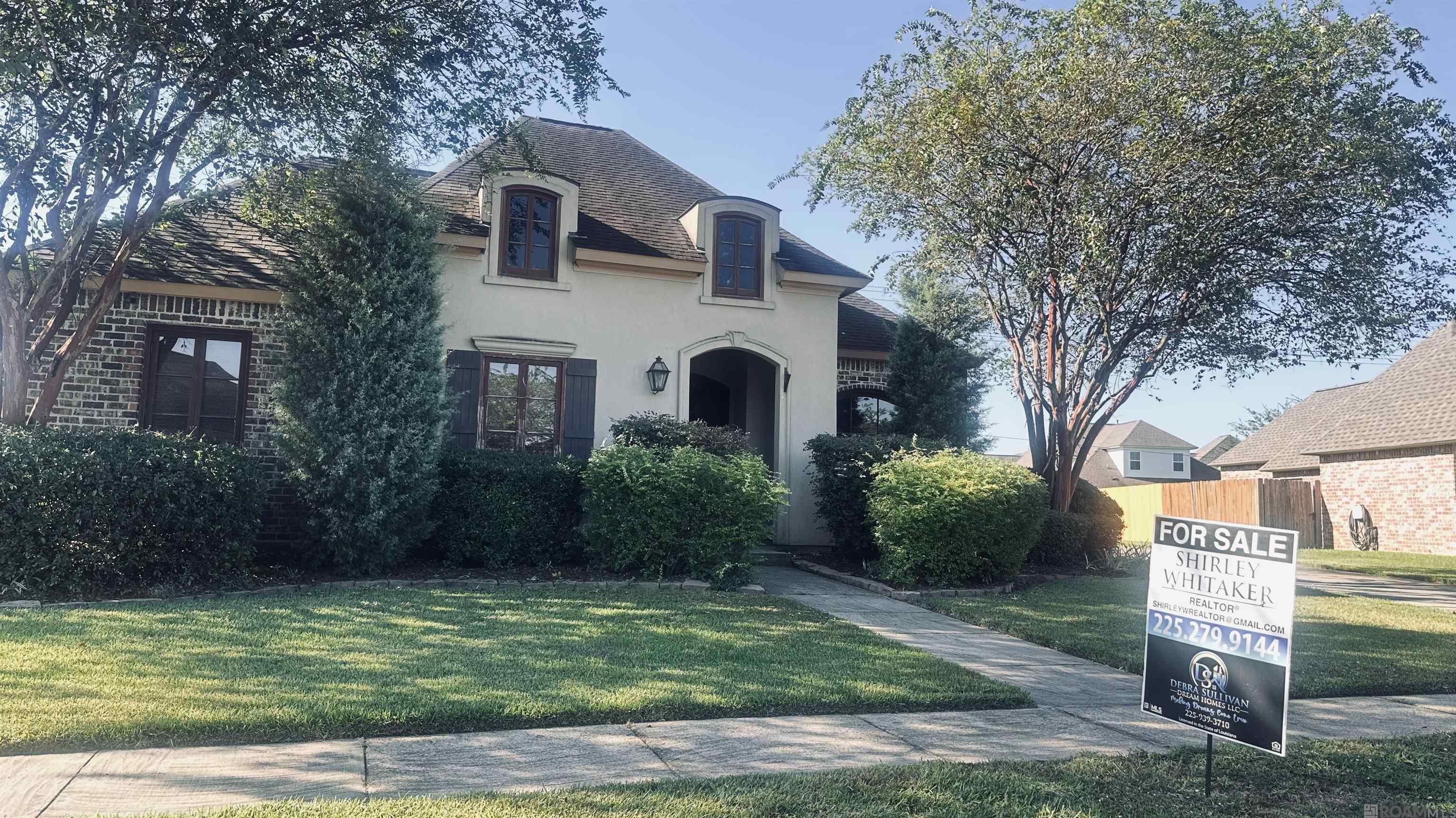 2058 Pointe South Dr