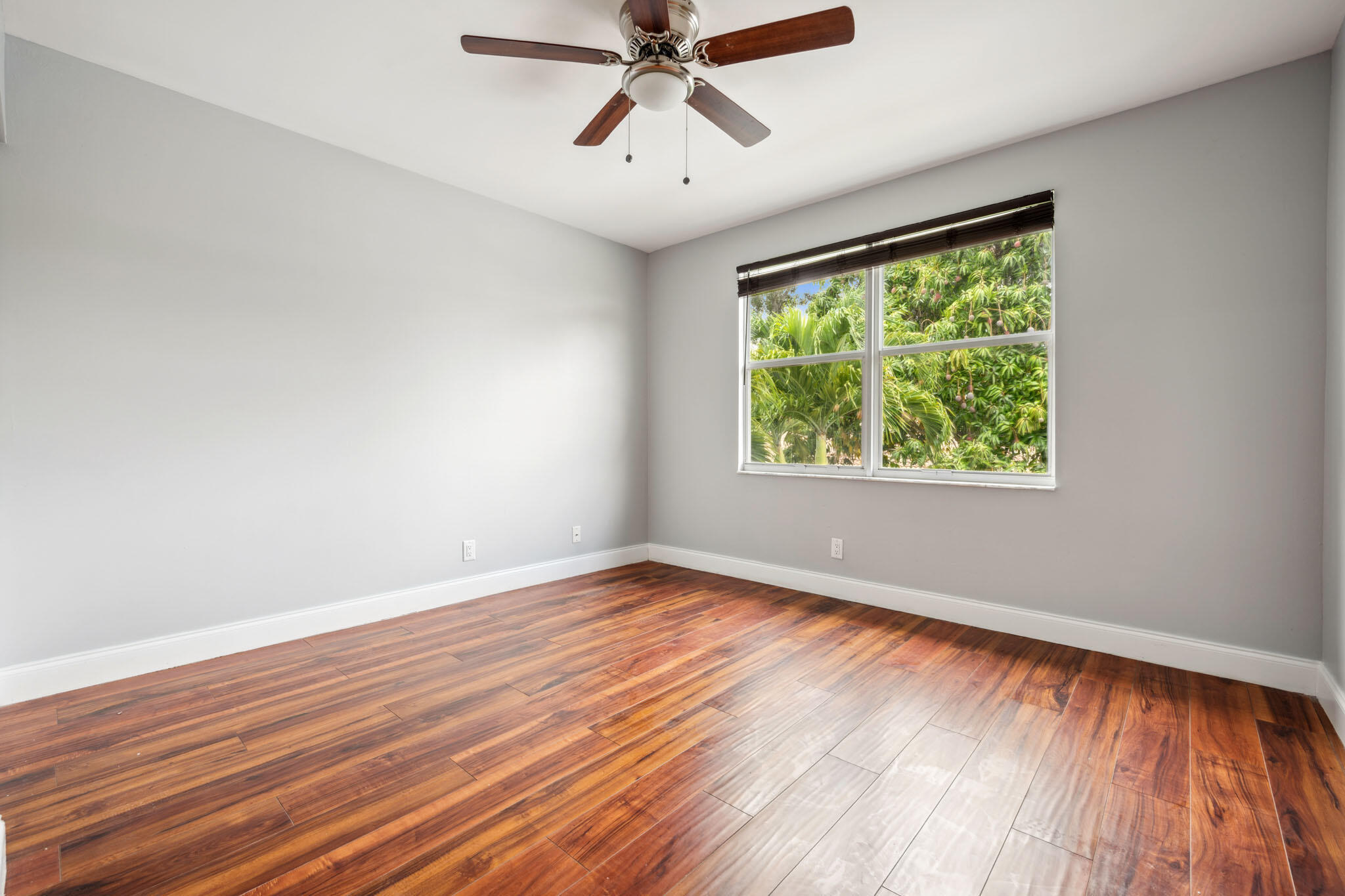 3460 COMMODORE Court