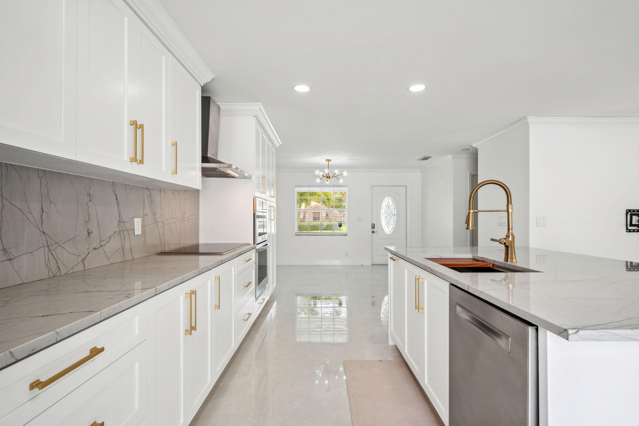 3460 COMMODORE Court