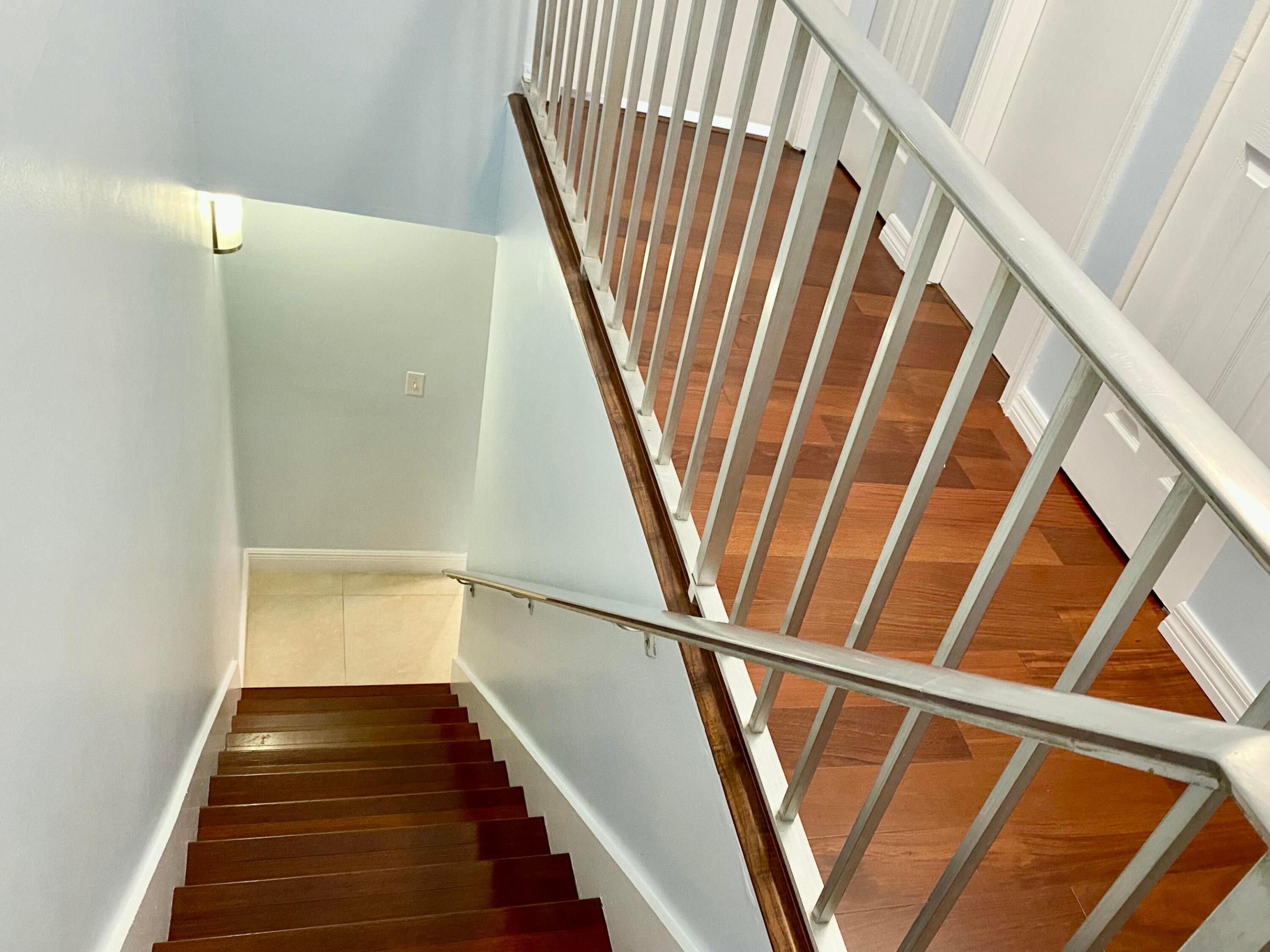 139 SPARROW Drive 2G