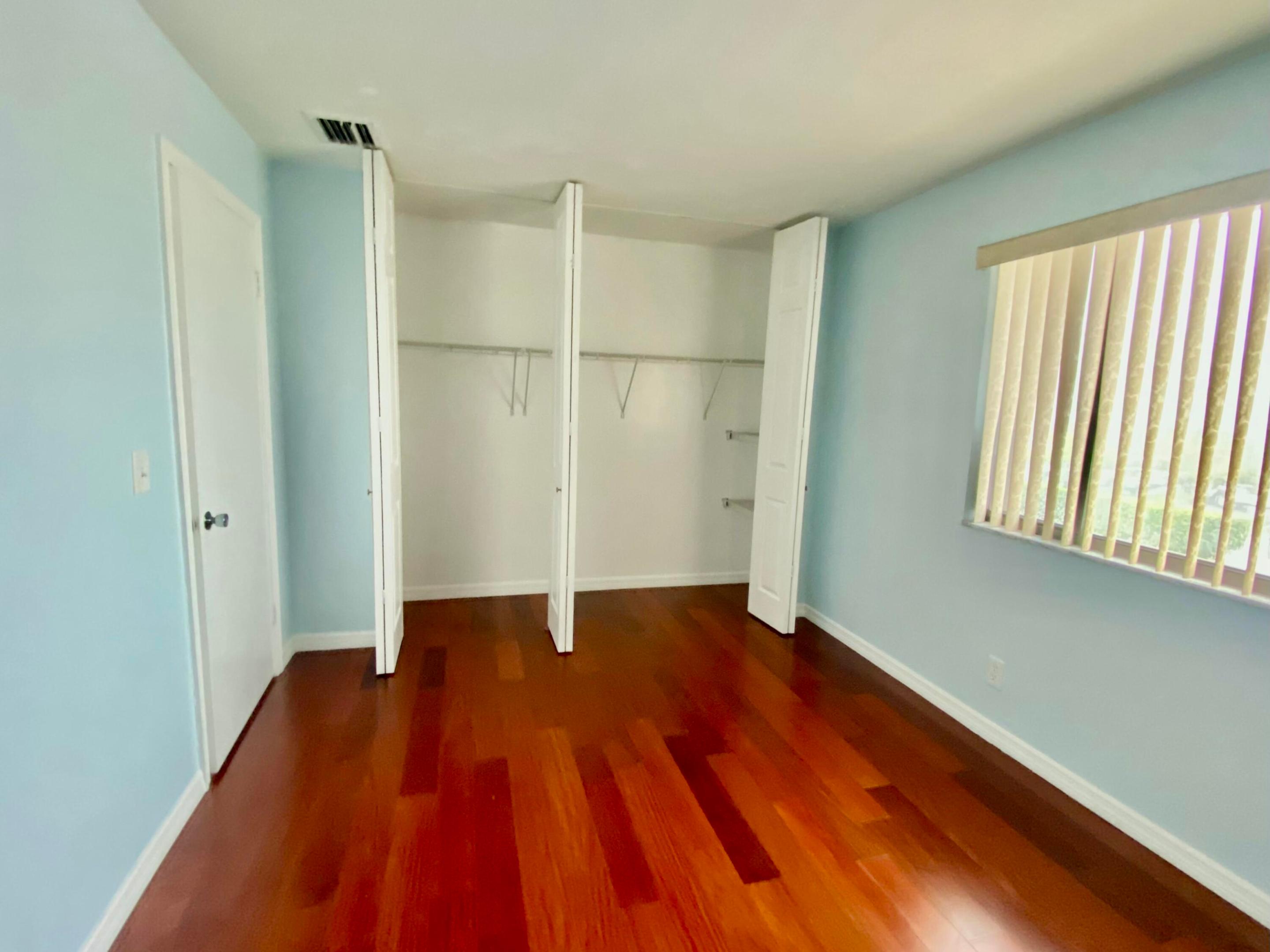 139 SPARROW Drive 2G