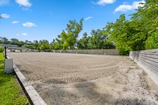 708 Rambling Drive Circle ~ Barn & Apartment