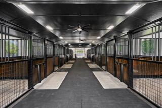 708 Rambling Drive Circle ~ Barn & Apartment