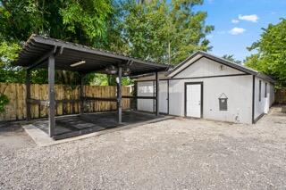 708 Rambling Drive Circle ~ Barn & Apartment