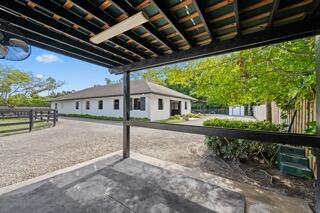 708 Rambling Drive Circle ~ Barn & Apartment